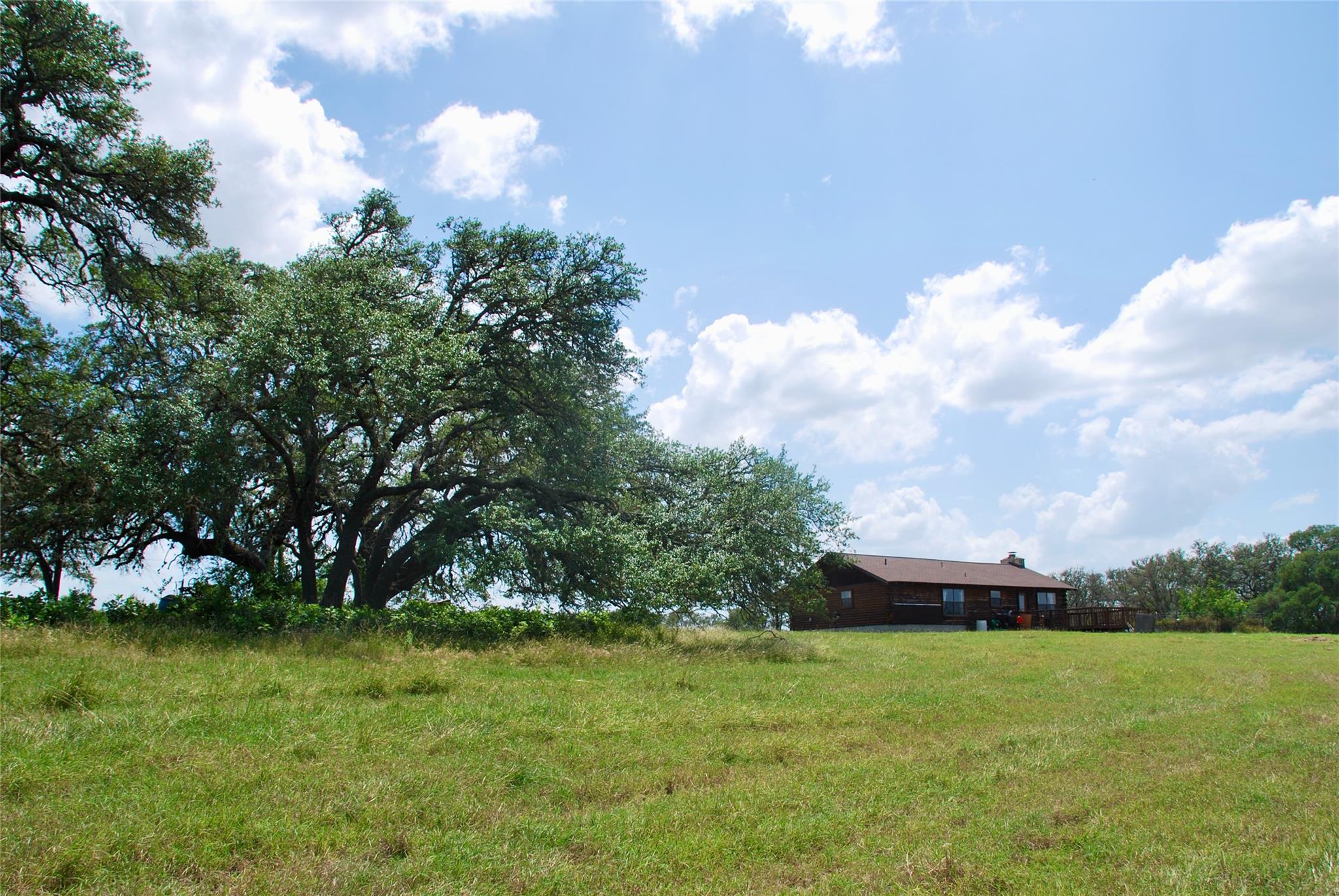 Image 32 of 39 For 2725 Old Lehmann Rd