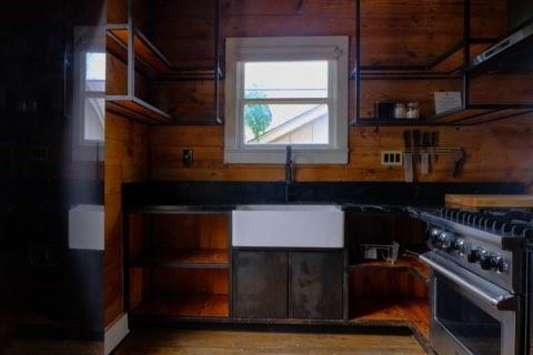 Image 3 of 11 For 1907 38th St A