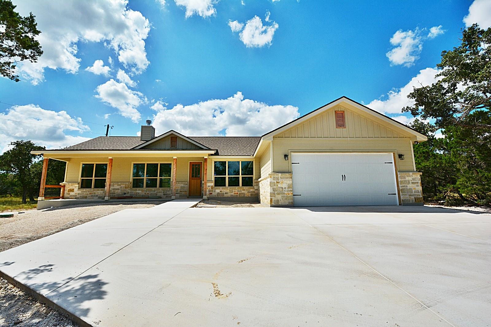 Details for 1598 Desiree St, Canyon Lake, TX 78133