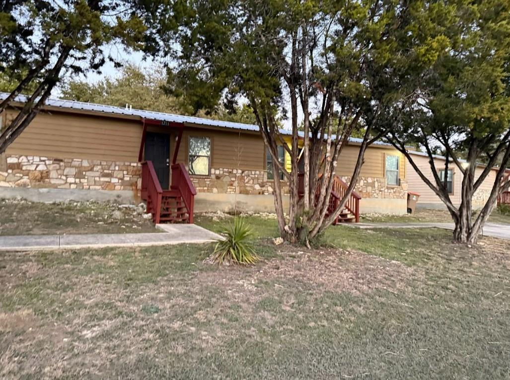 Image 12 of 31 For 440 Clearview Cyn