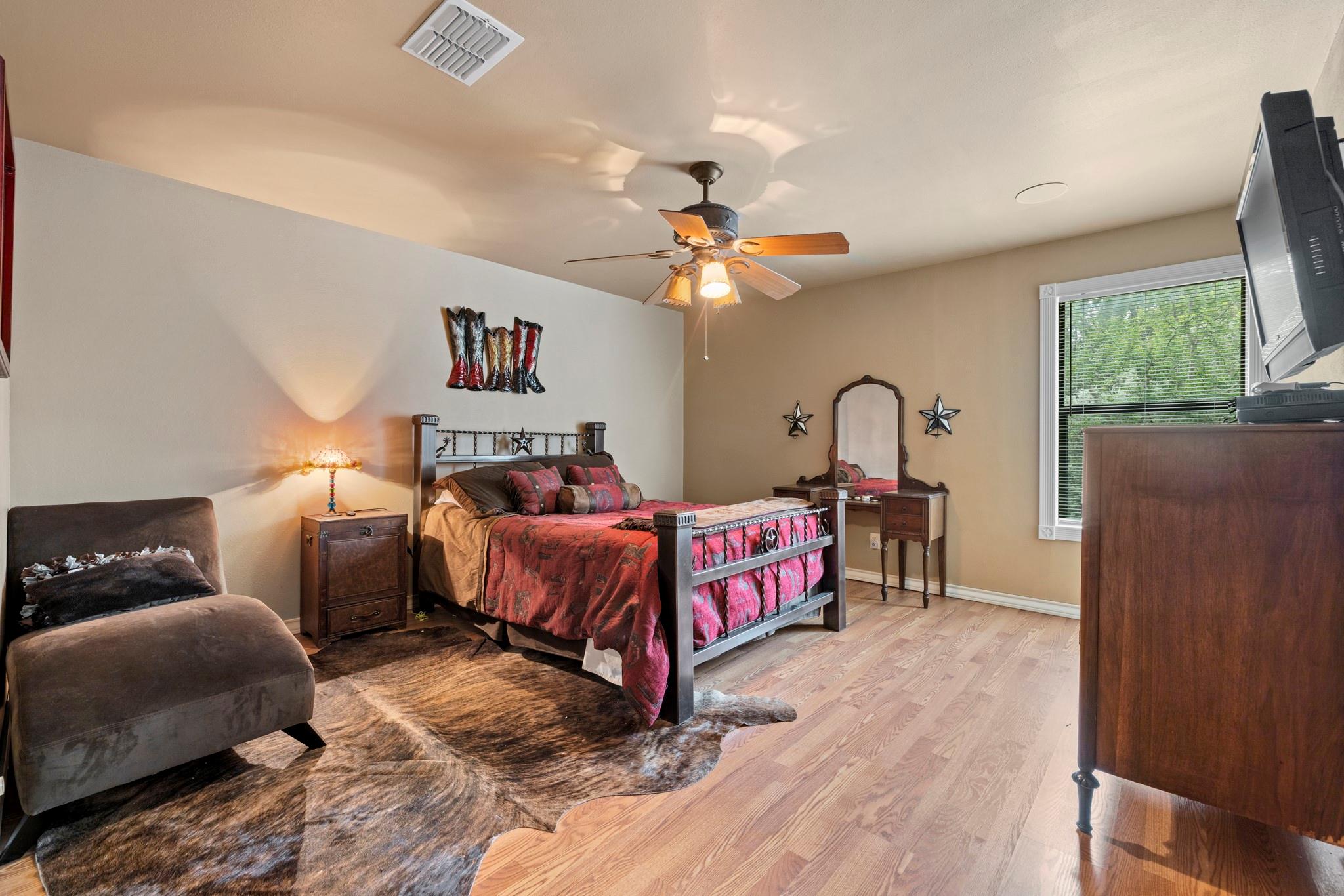 Image 17 of 32 For 1245a Private Road 2415