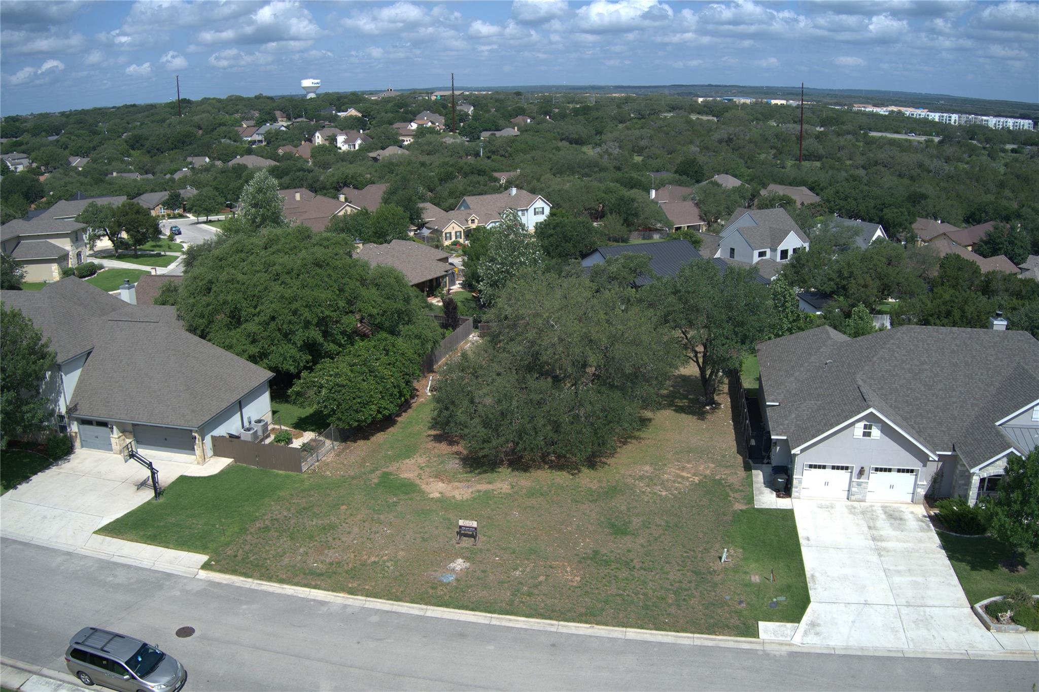 Image 11 of 17 For 645 Acorn Drive Dr