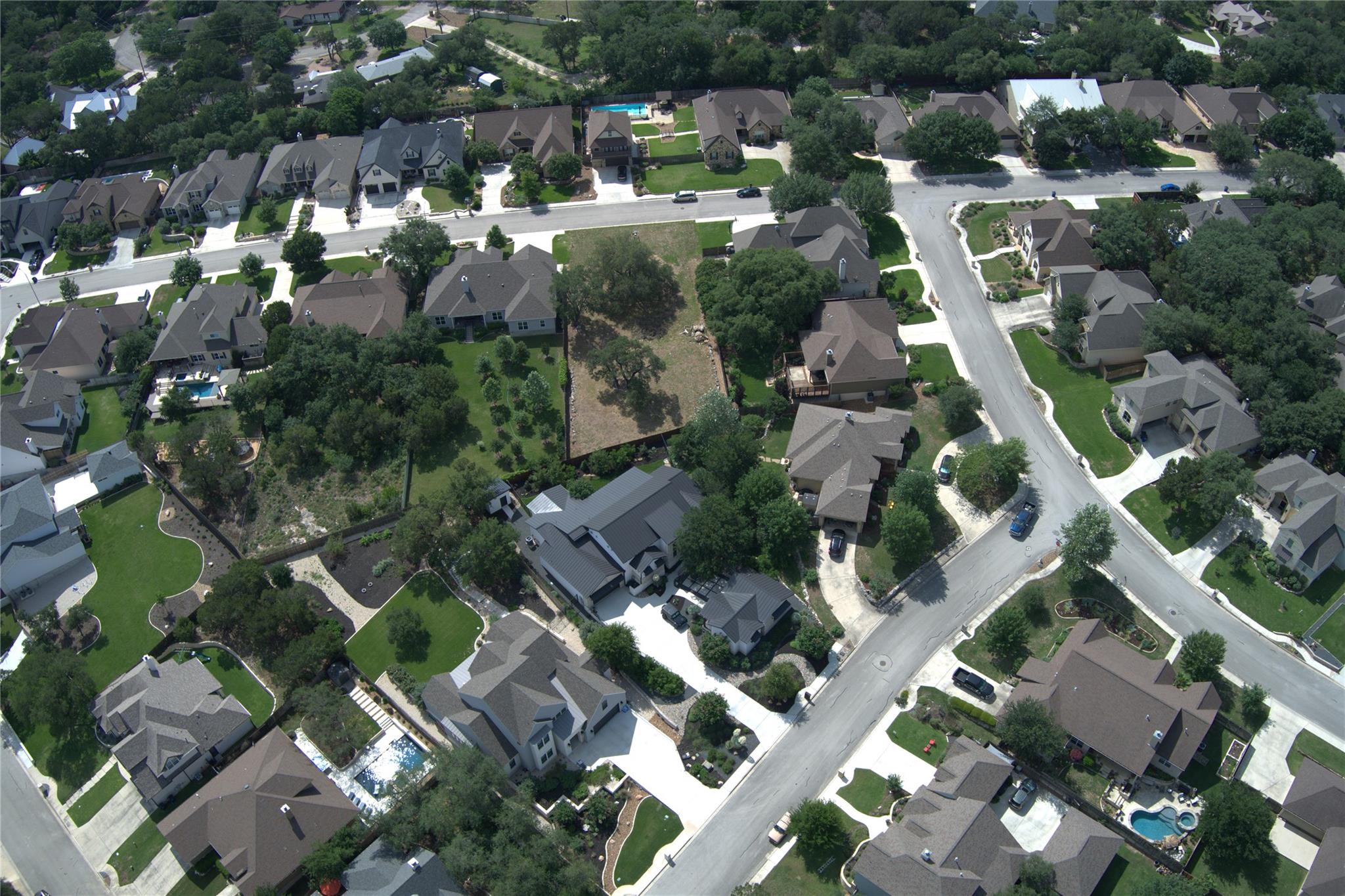 Image 14 of 17 For 645 Acorn Drive Dr