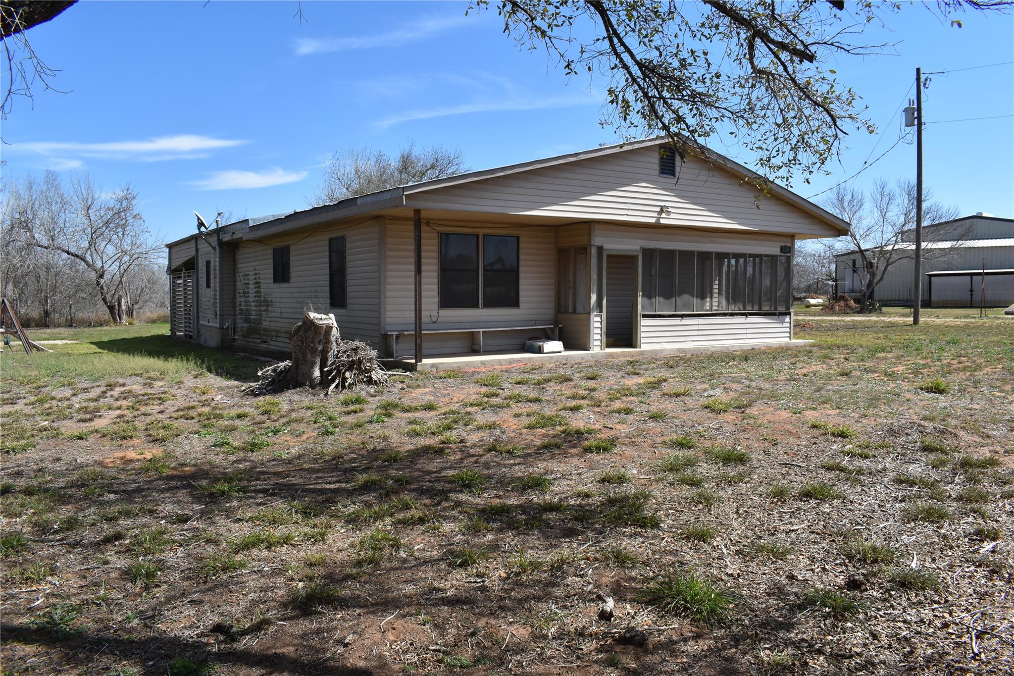 Image 5 of 36 For 3200 State Highway 16