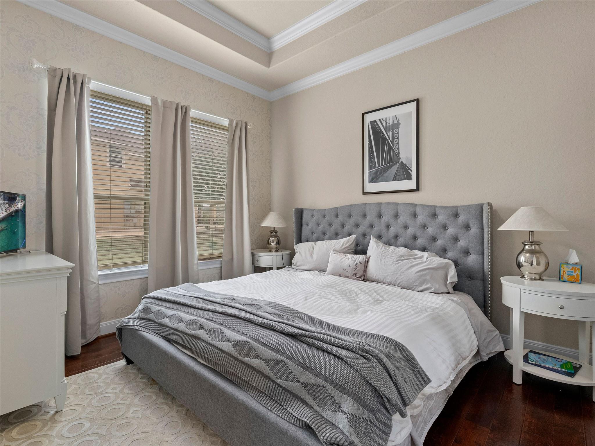 Image 21 of 40 For 18003 Resort Vw