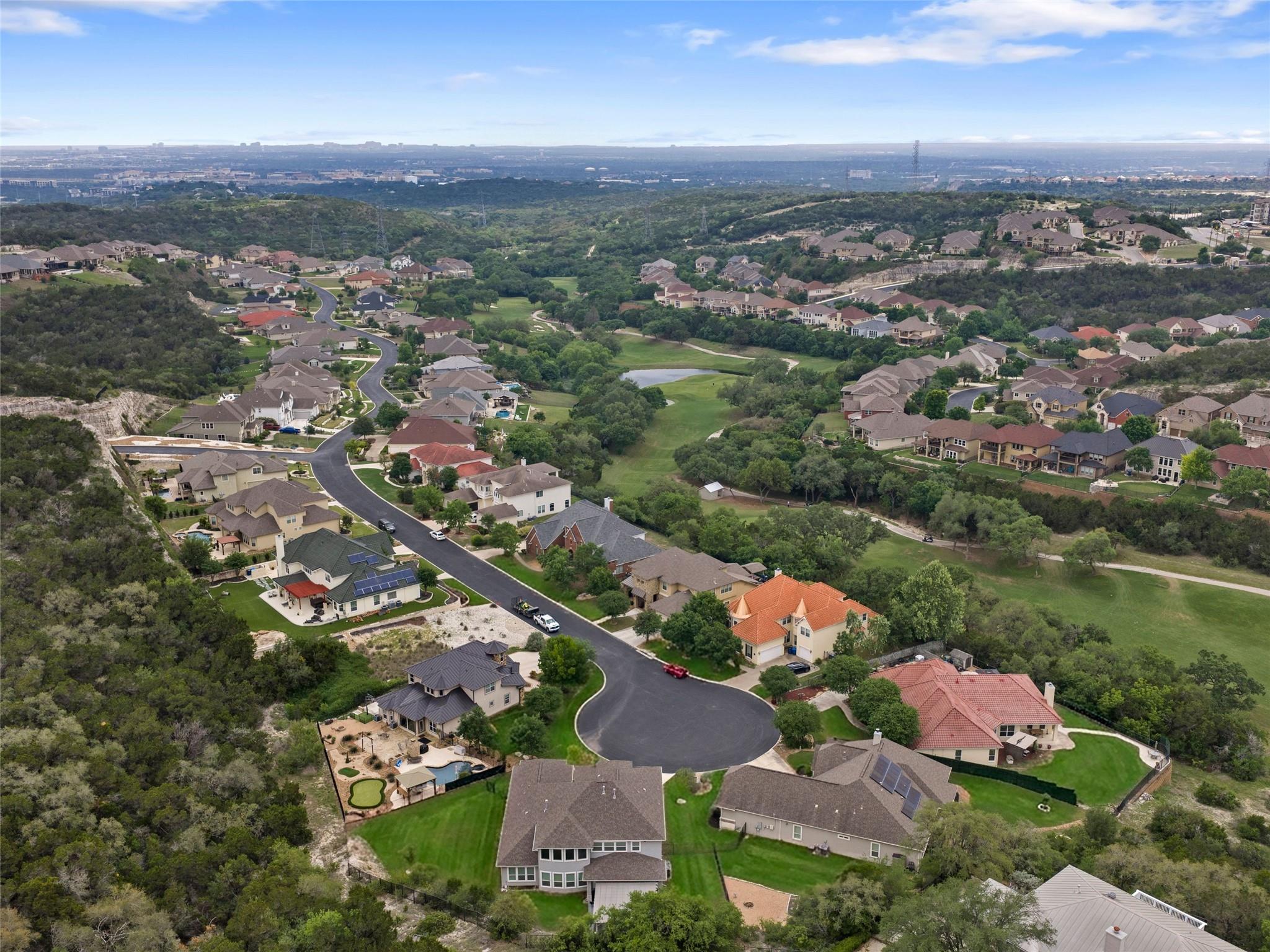 Image 39 of 40 For 18003 Resort Vw