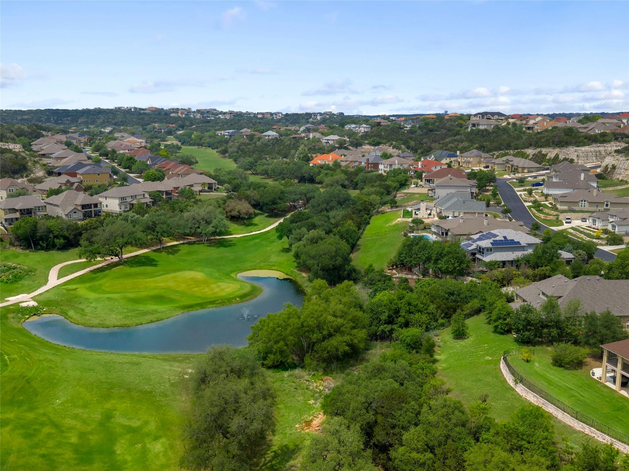 Image 4 of 40 For 18003 Resort Vw