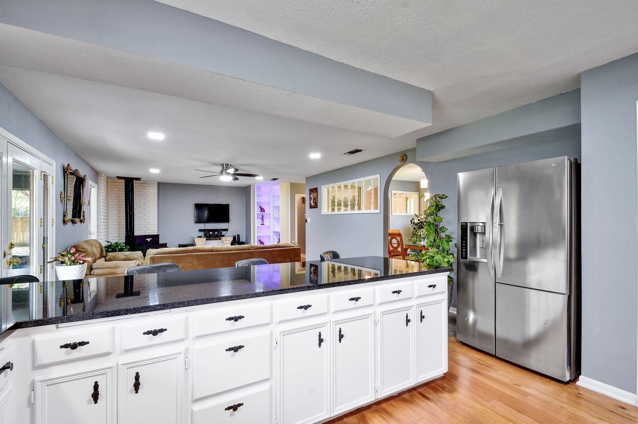 Image 12 of 34 For 1107 Gardenia Dr