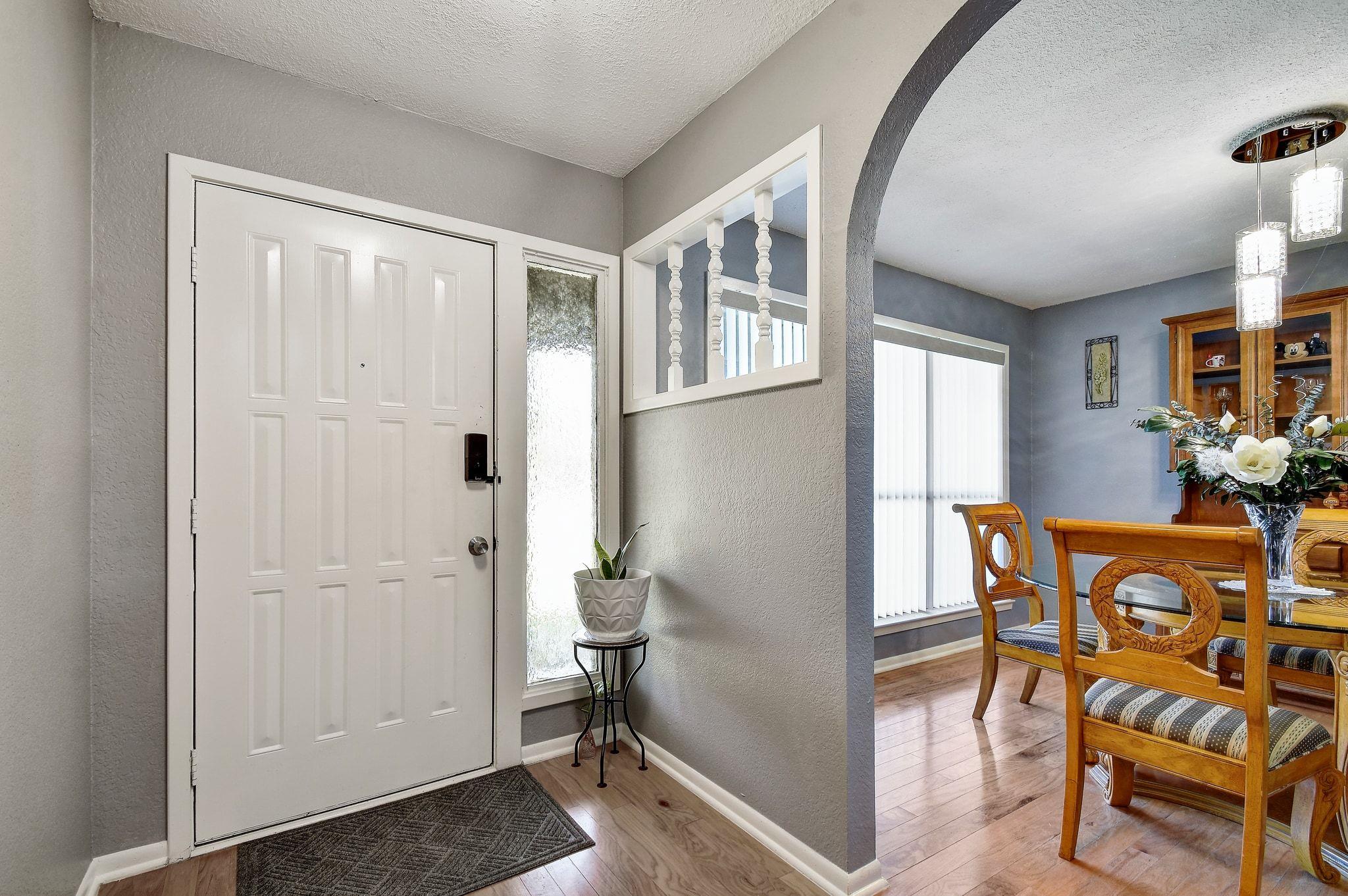 Image 13 of 34 For 1107 Gardenia Dr