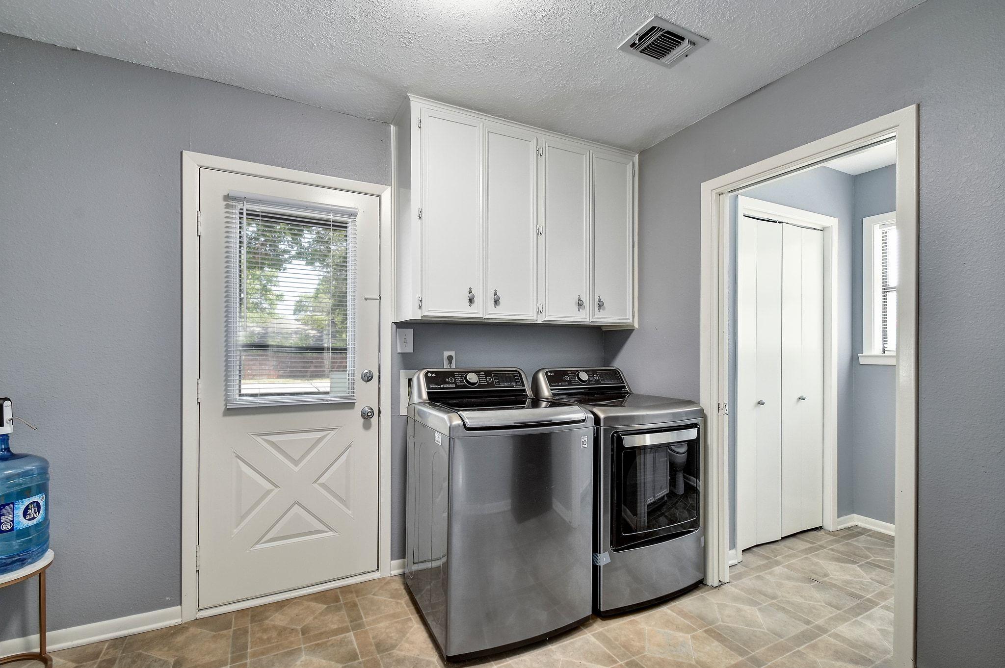 Image 16 of 34 For 1107 Gardenia Dr