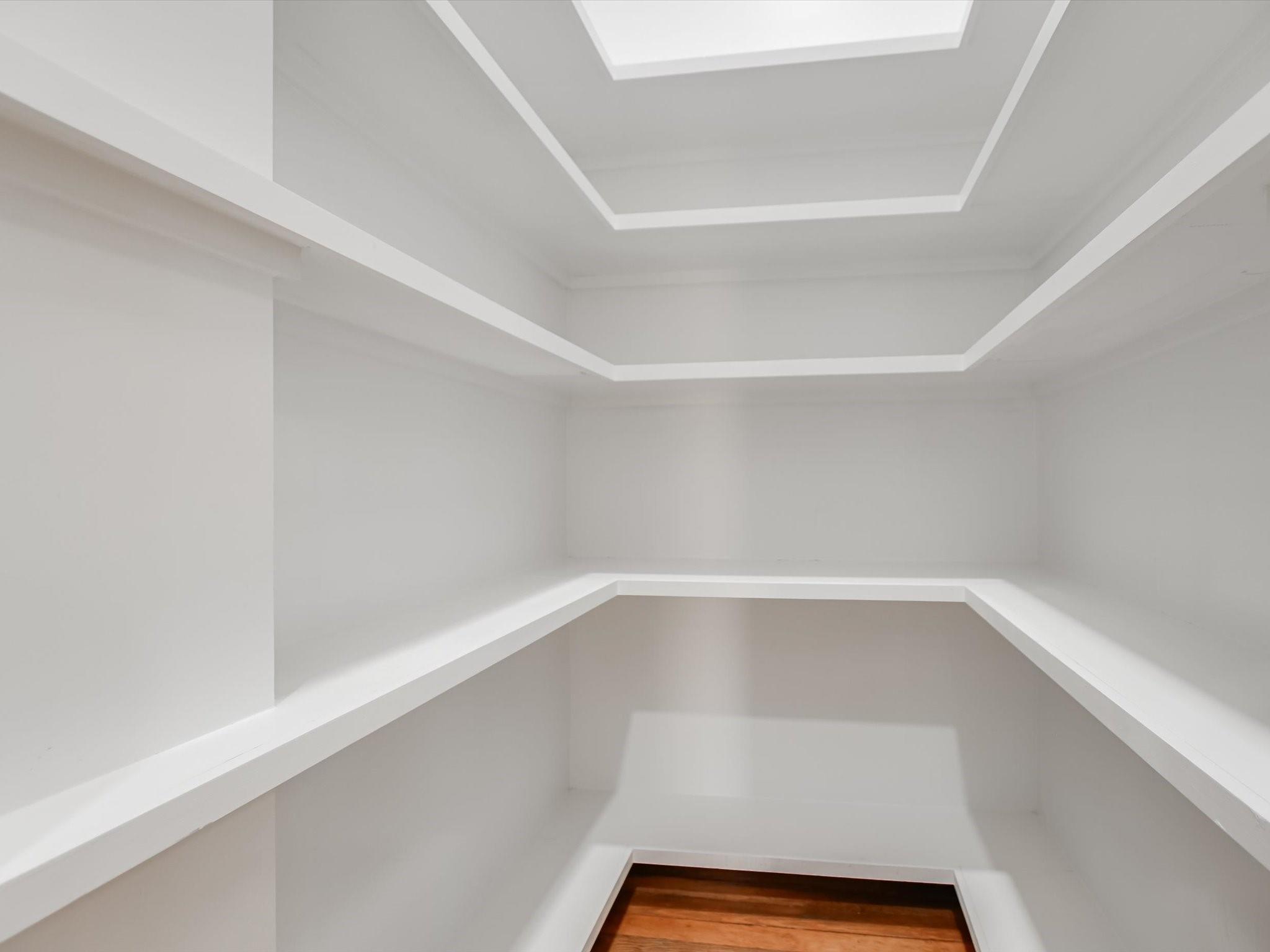 Image 17 of 37 For 1402 Church St