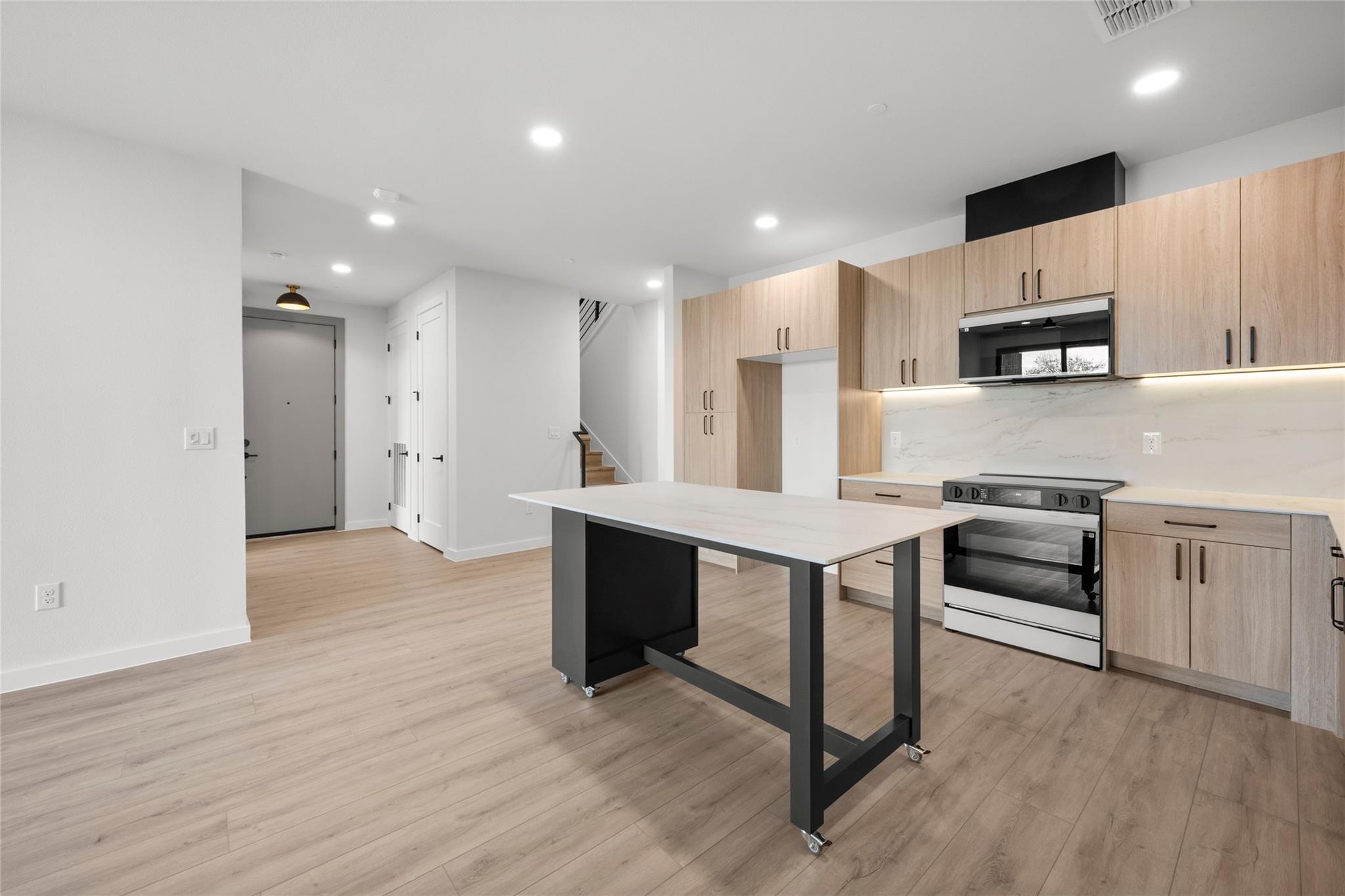 Details for 634 Central Pkwy 1211, New Braunfels, TX 78130