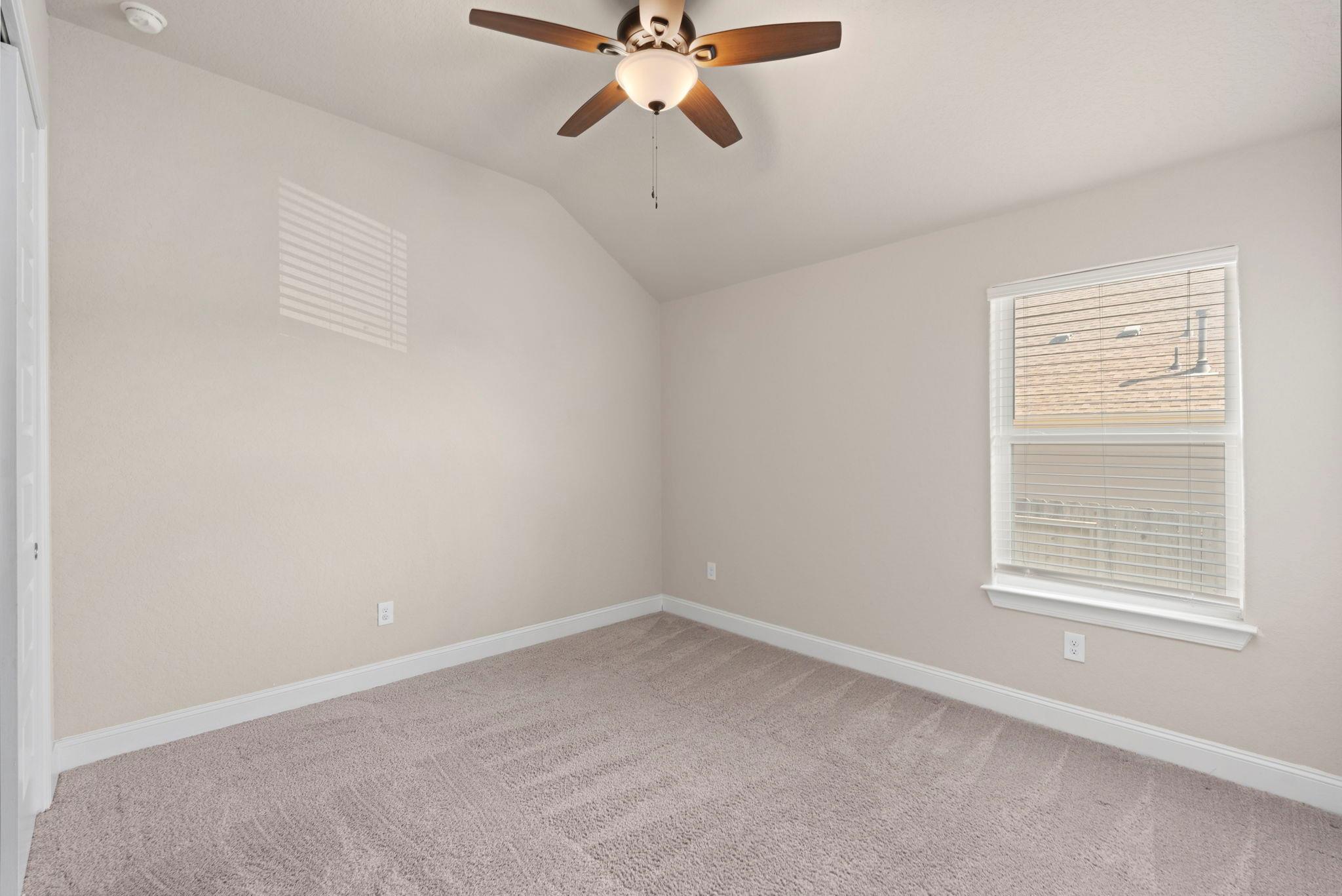 Image 20 of 33 For 6533 Crockett Cv