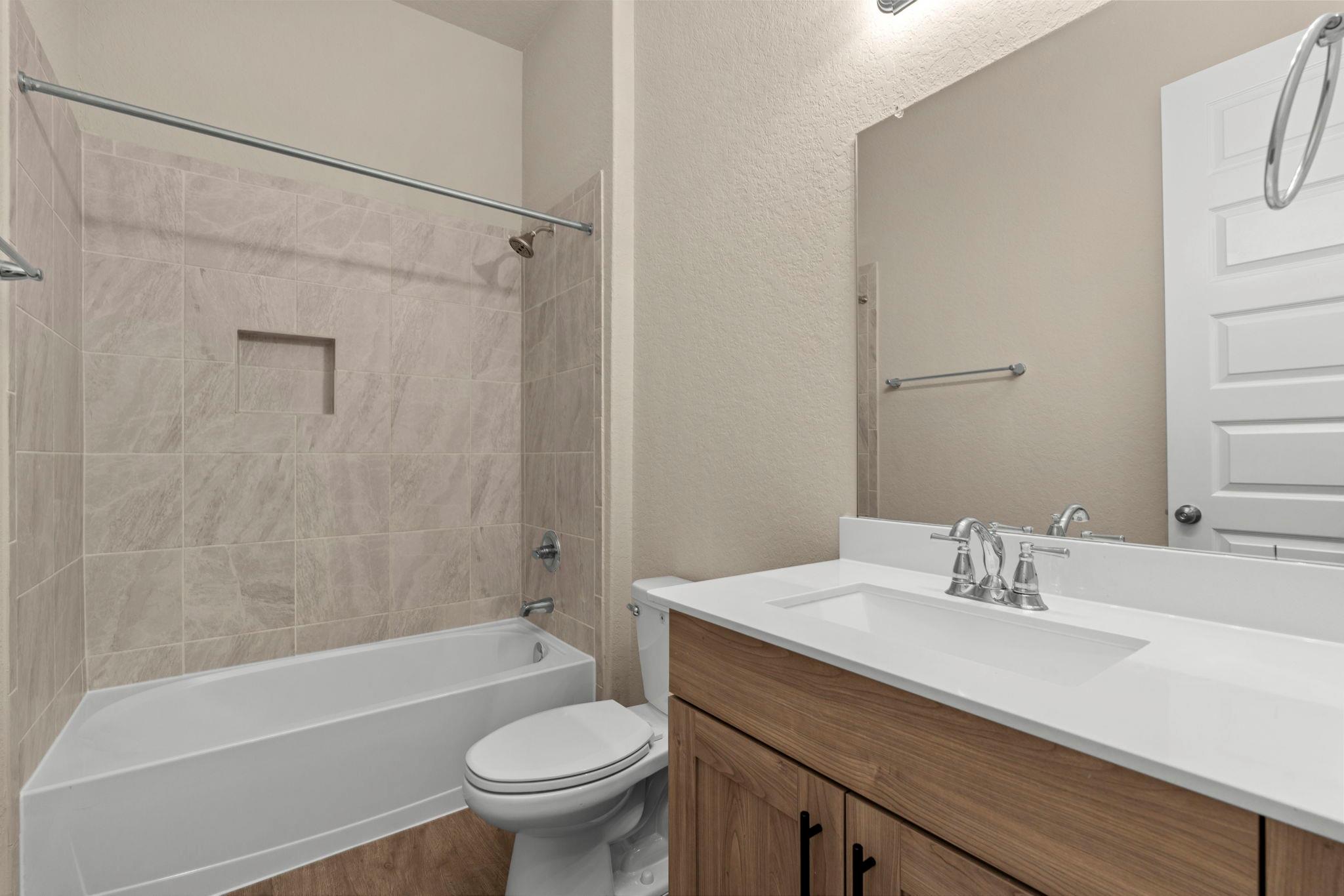 Image 25 of 33 For 6533 Crockett Cv