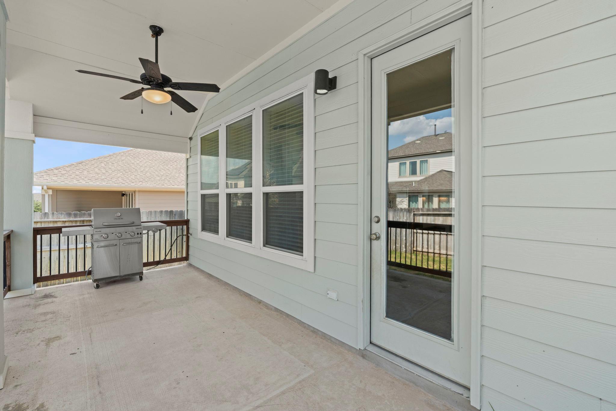 Image 29 of 33 For 6533 Crockett Cv