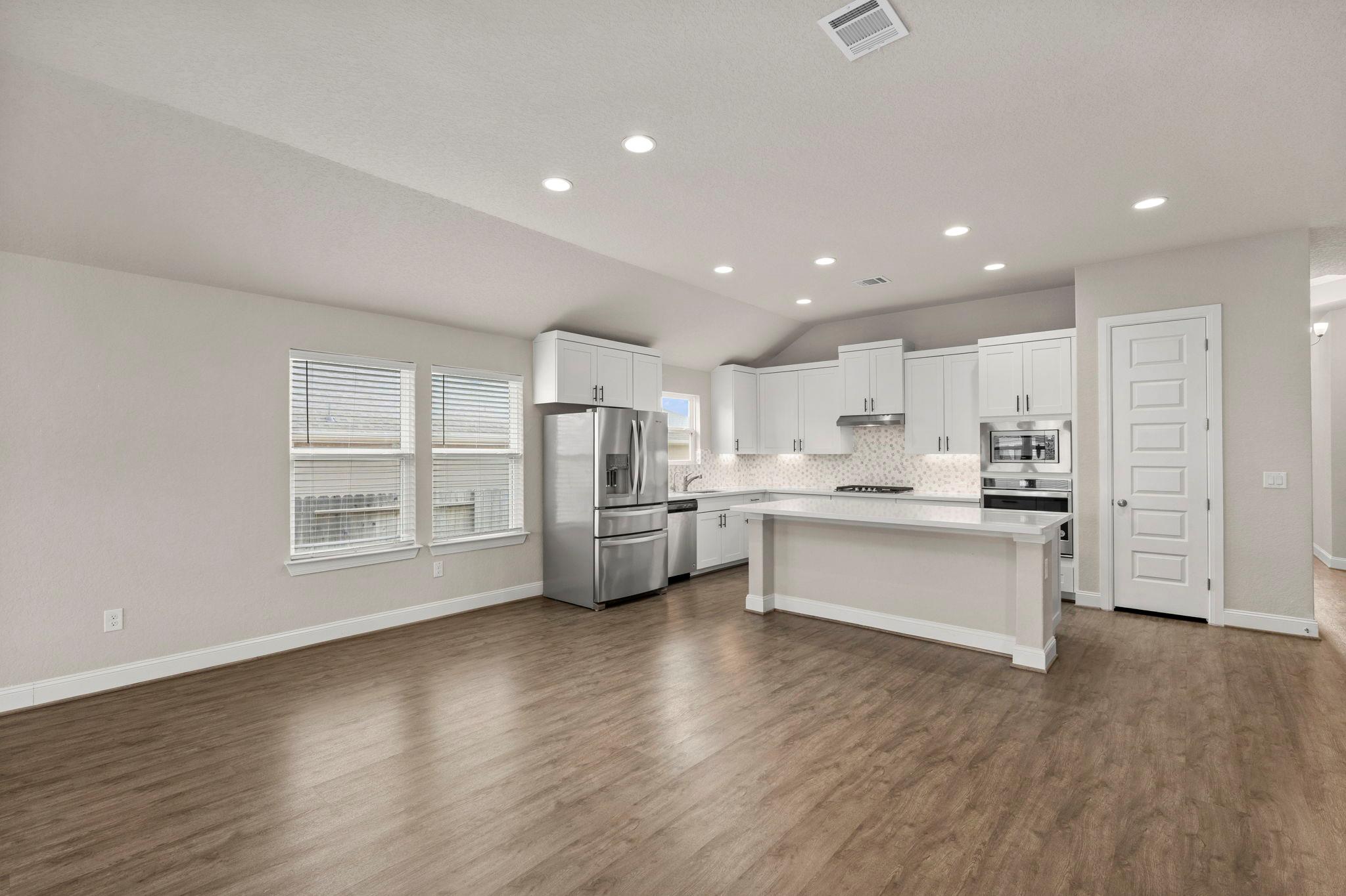 Image 9 of 33 For 6533 Crockett Cv