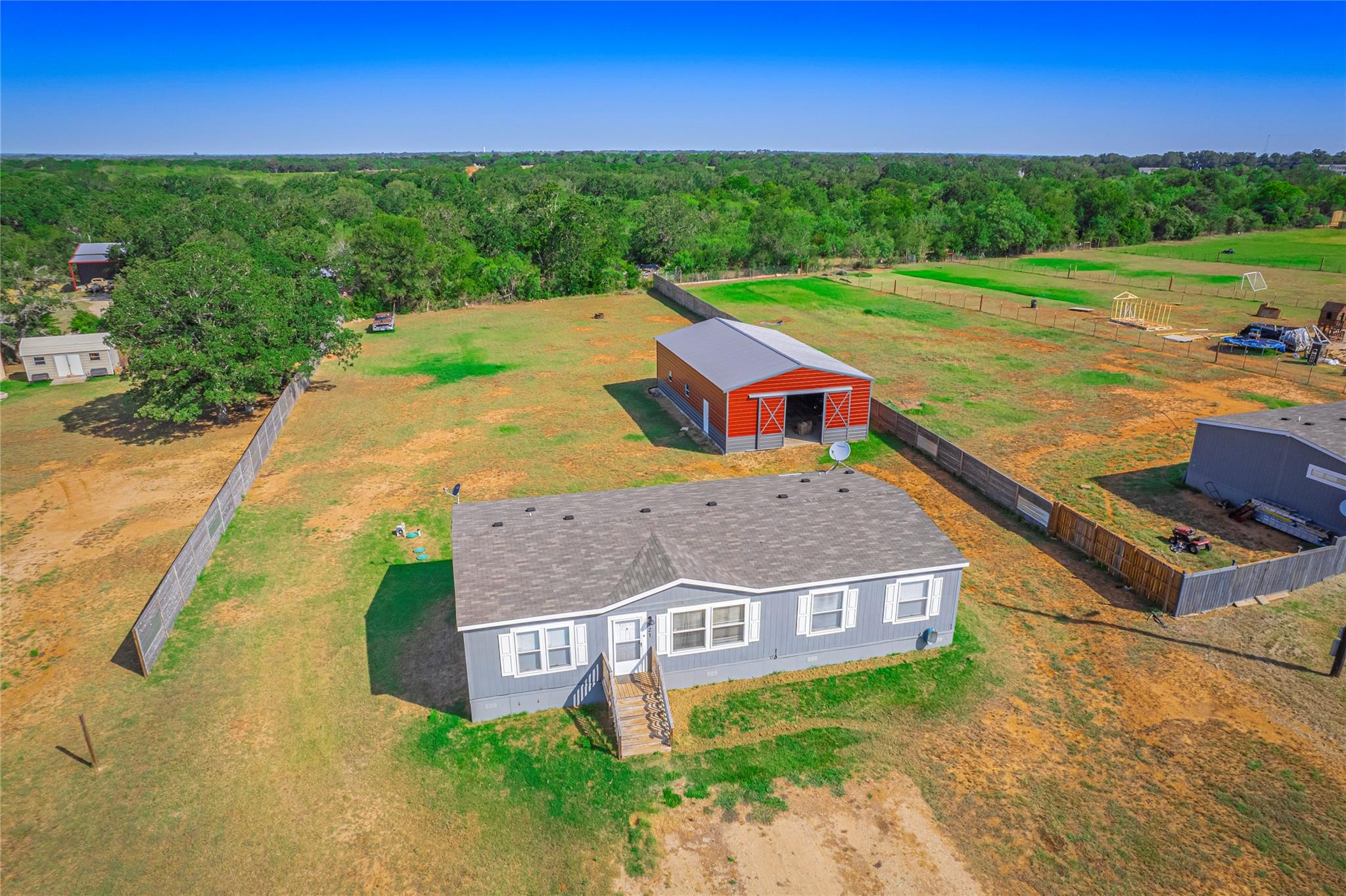 Details for 221 Casen St, Dale, TX 78616