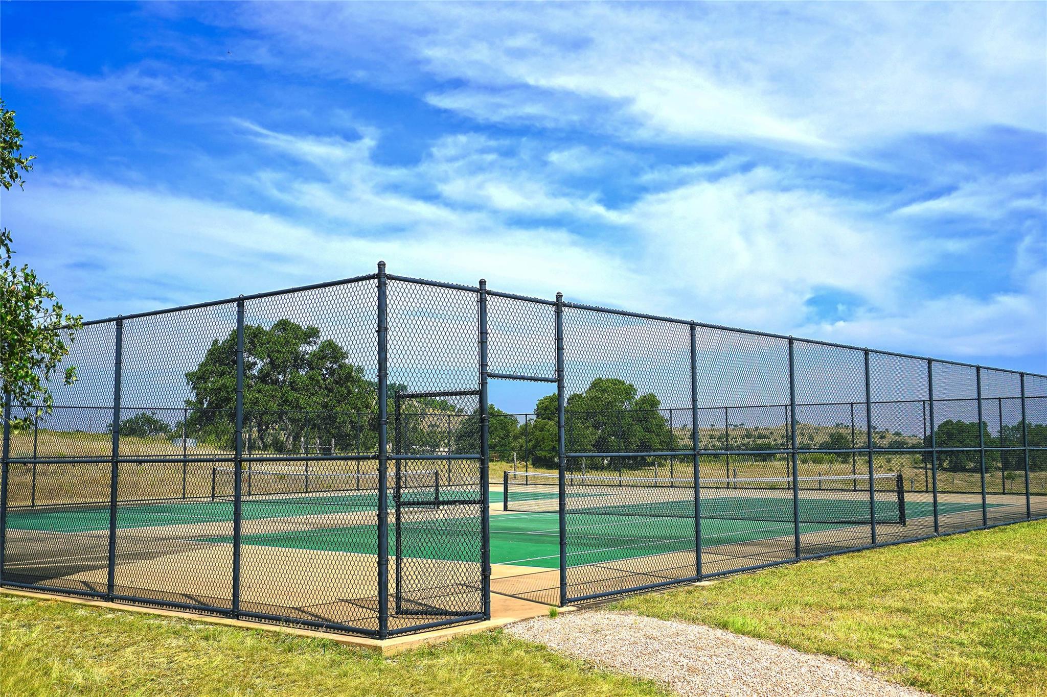 Image 36 of 40 For 1198 Walnut Springs Rd