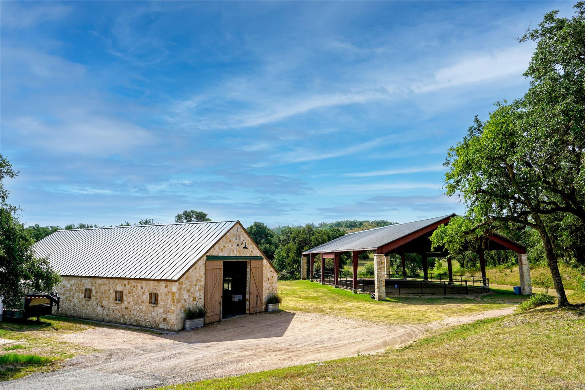 Image 37 of 40 For 1198 Walnut Springs Rd