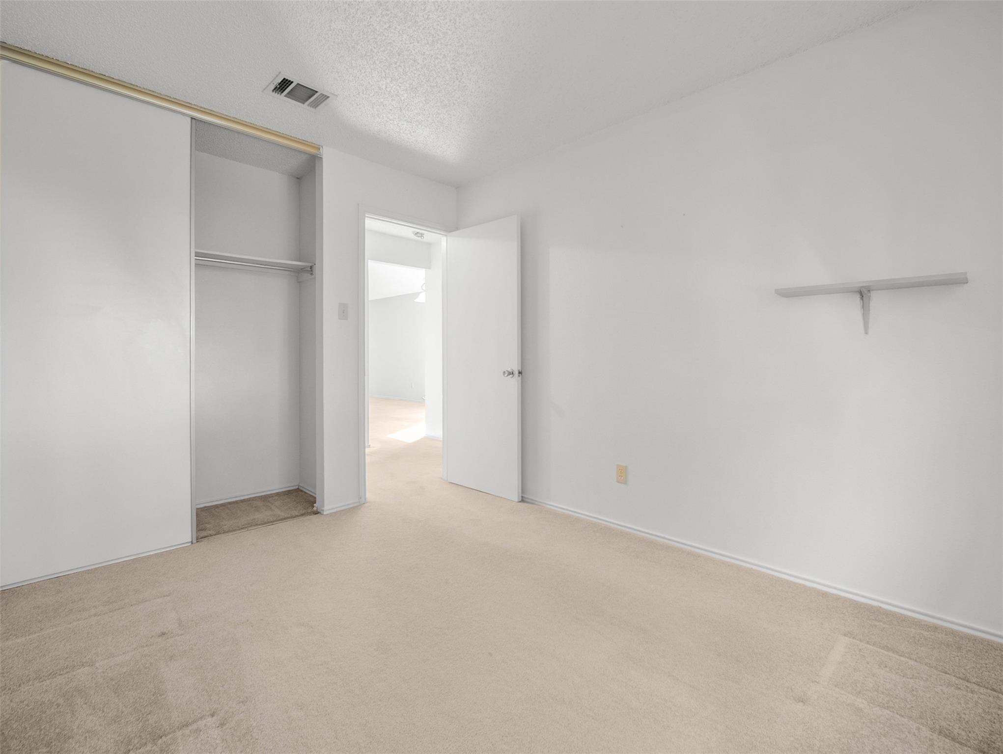 Image 13 of 24 For 3600 Stoney Meadow St