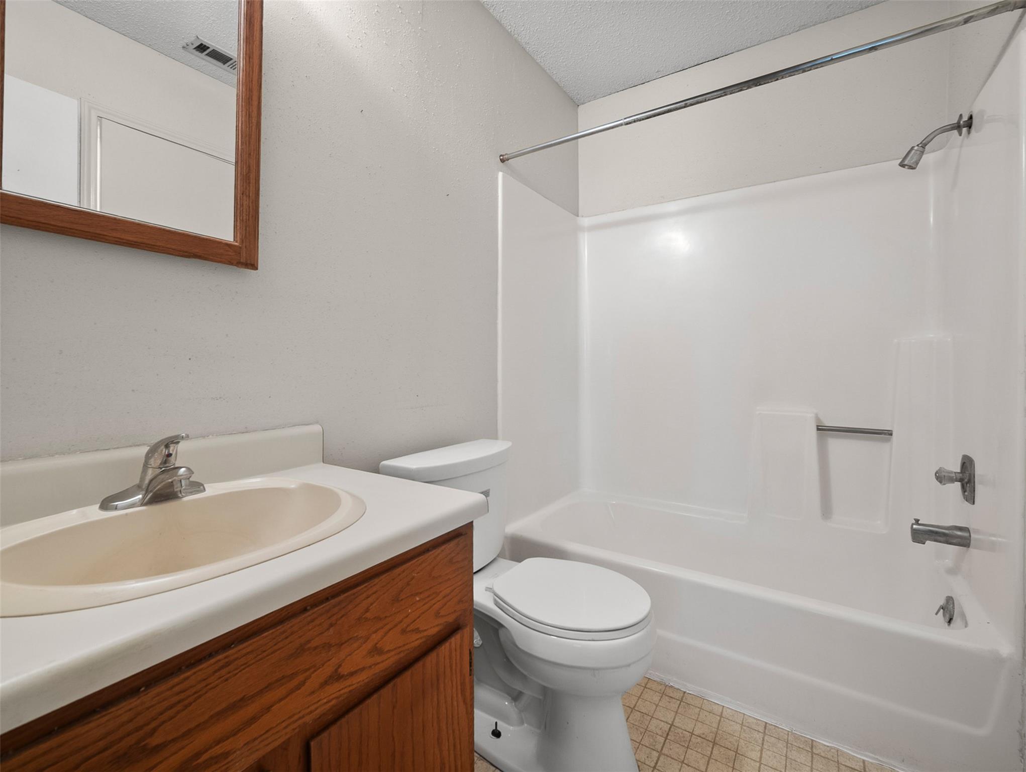 Image 16 of 24 For 3600 Stoney Meadow St