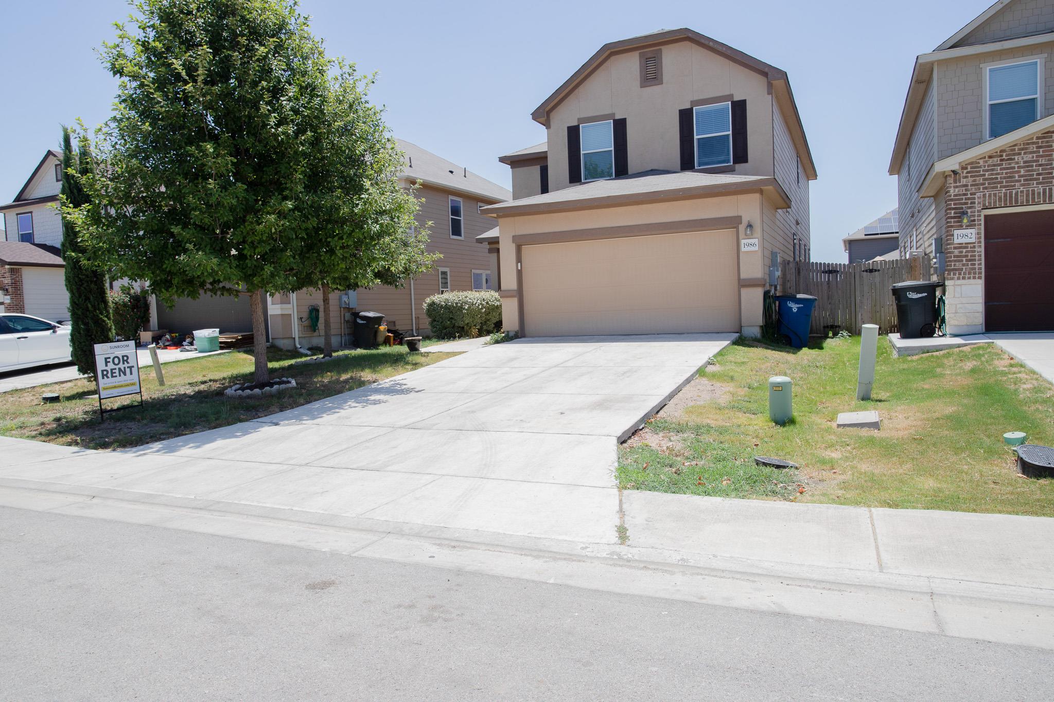 Details for 1986 Shire Mdws, New Braunfels, TX 78130