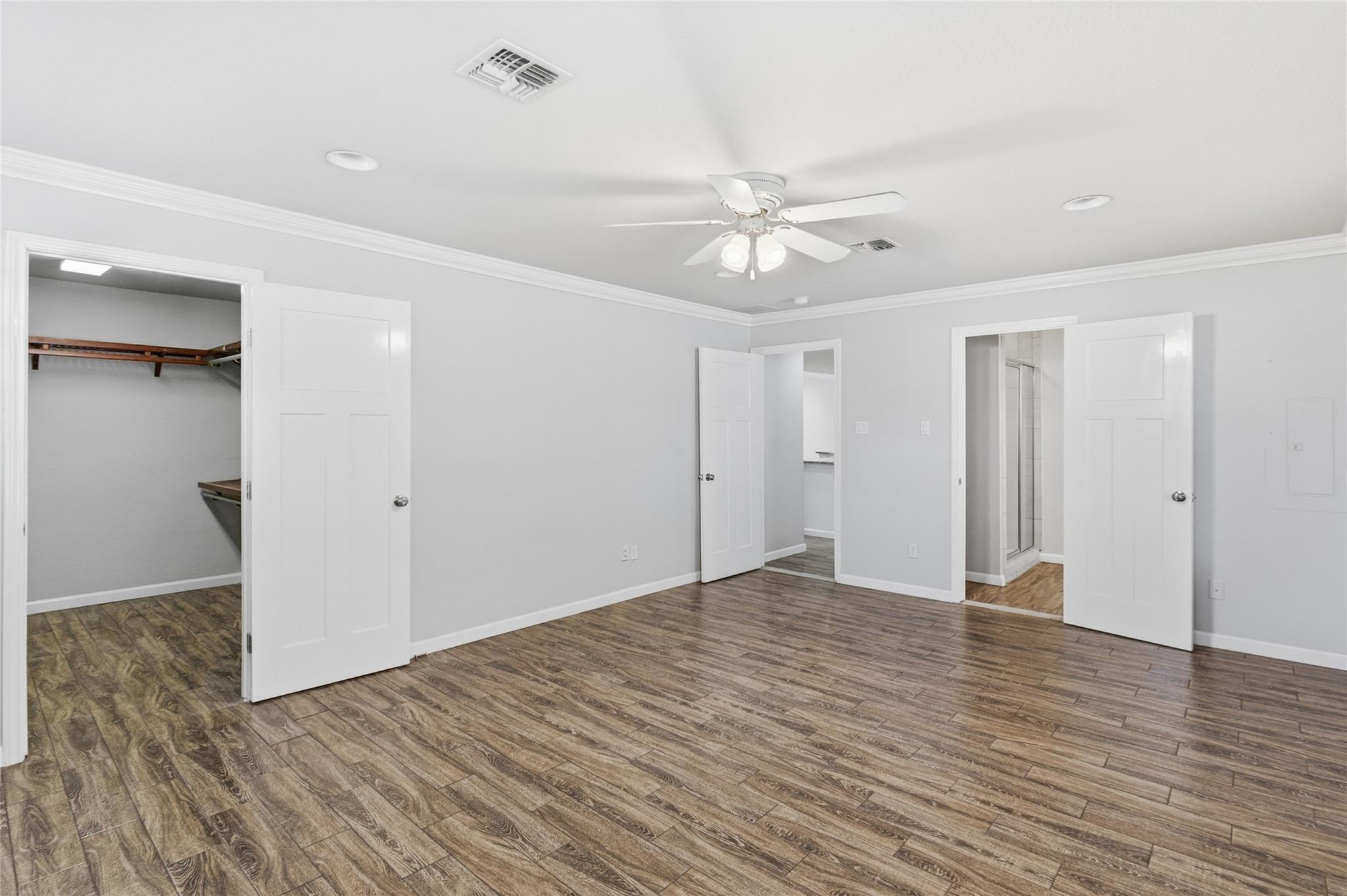 Image 30 of 37 For 163 Lakeside Dr