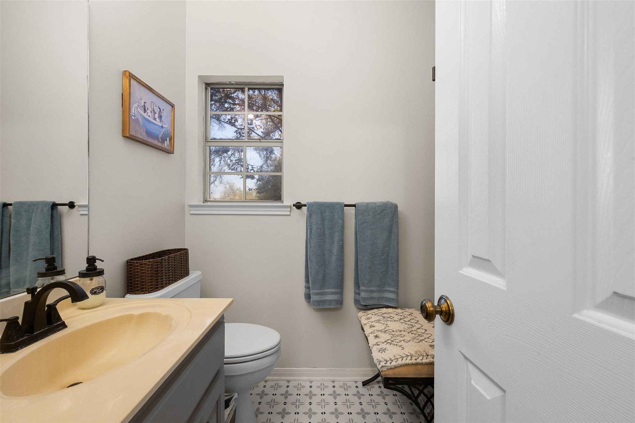 Image 14 of 33 For 3801 Fm 150  