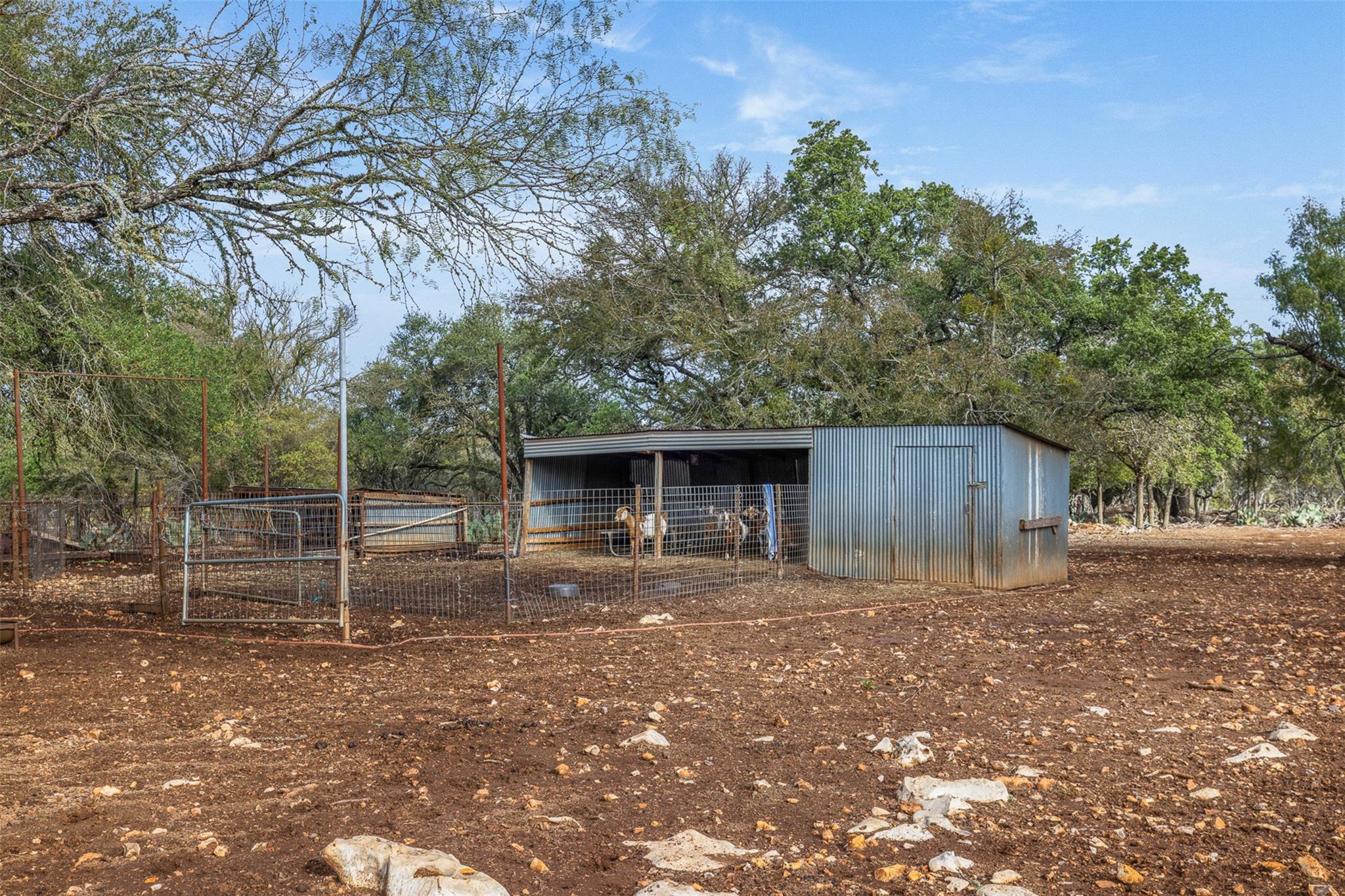 Image 27 of 33 For 3801 Fm 150  