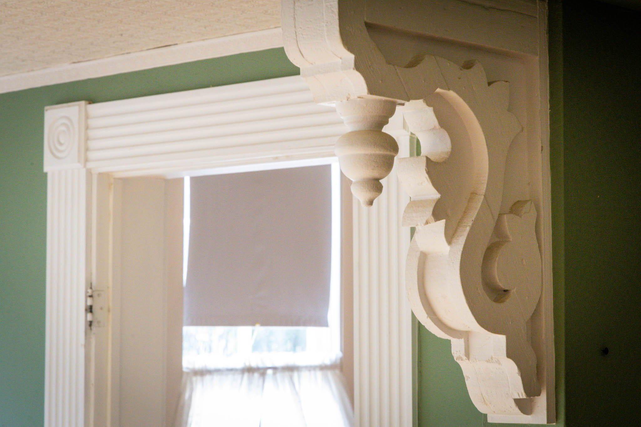 Image 24 of 40 For 633 Castell Ave