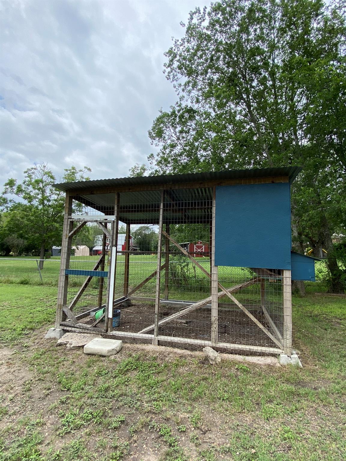 Image 12 of 34 For 133 Country Acres Dr