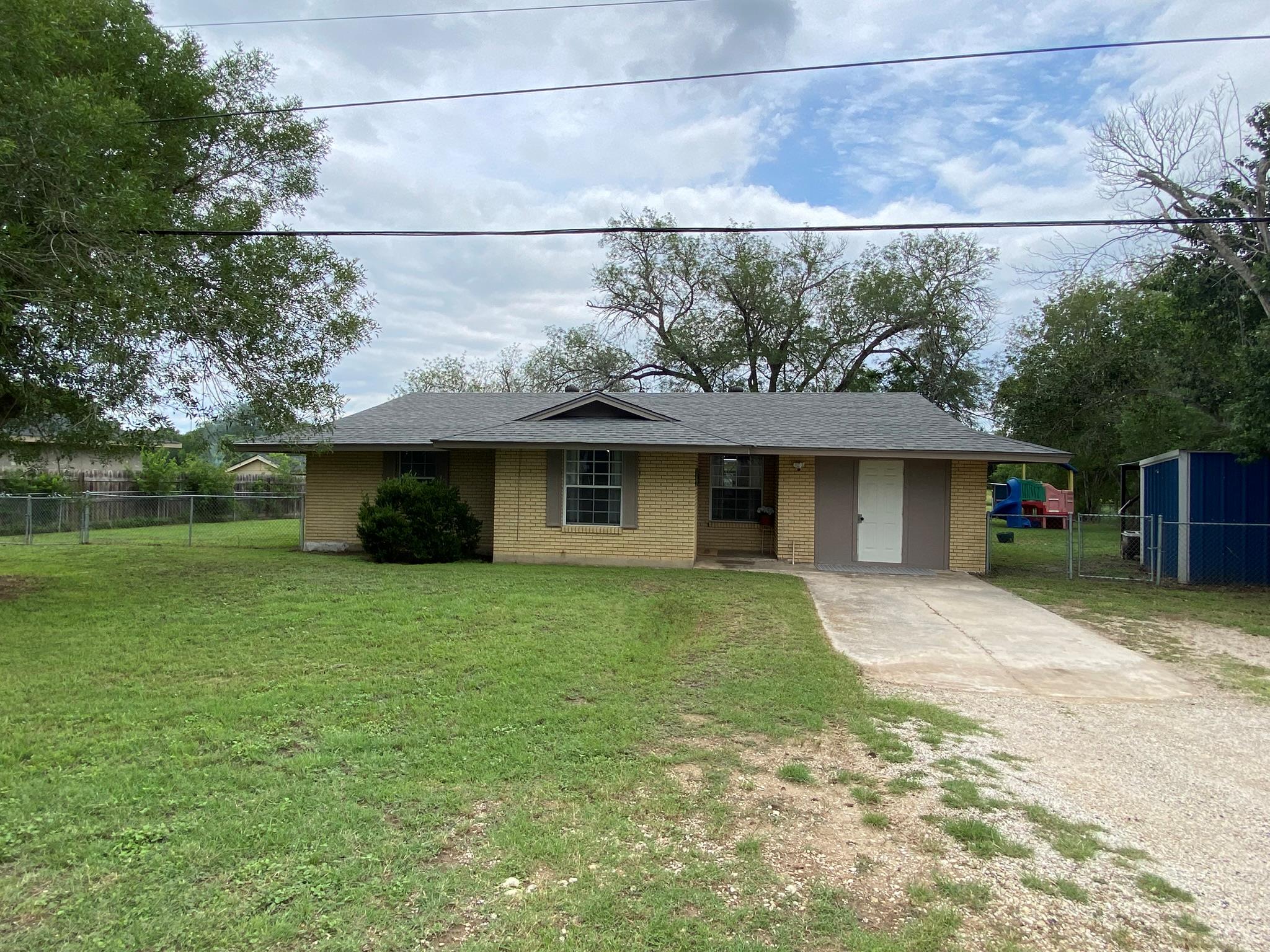 Image 15 of 34 For 133 Country Acres Dr