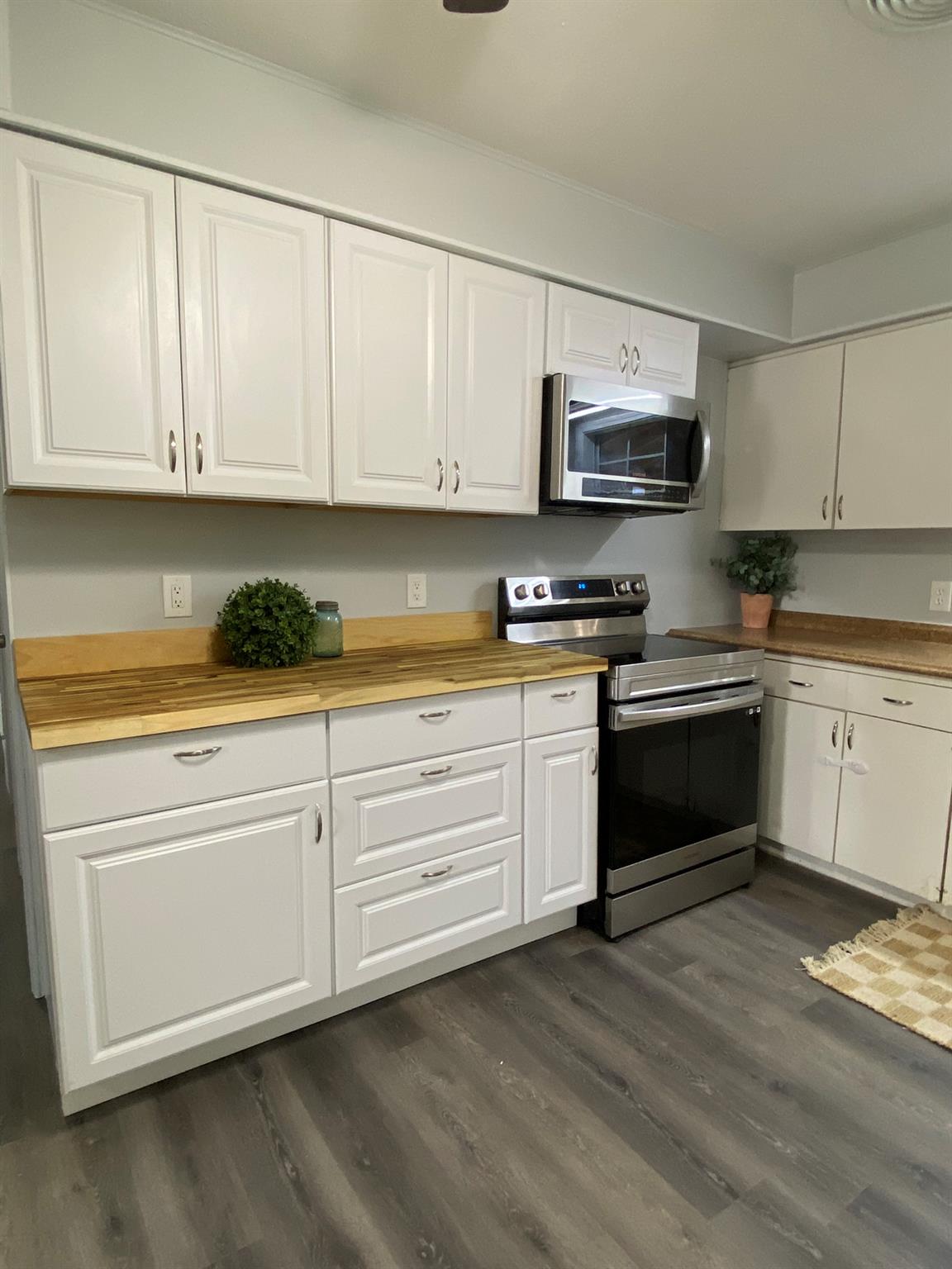 Image 27 of 34 For 133 Country Acres Dr