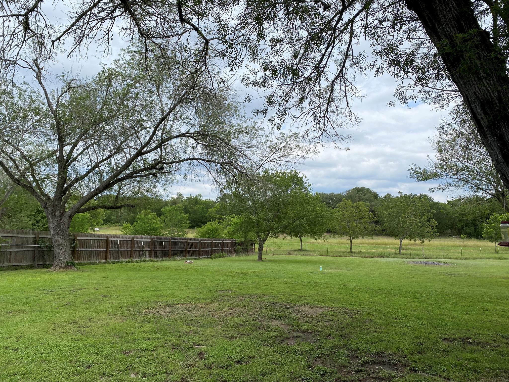 Image 3 of 34 For 133 Country Acres Dr