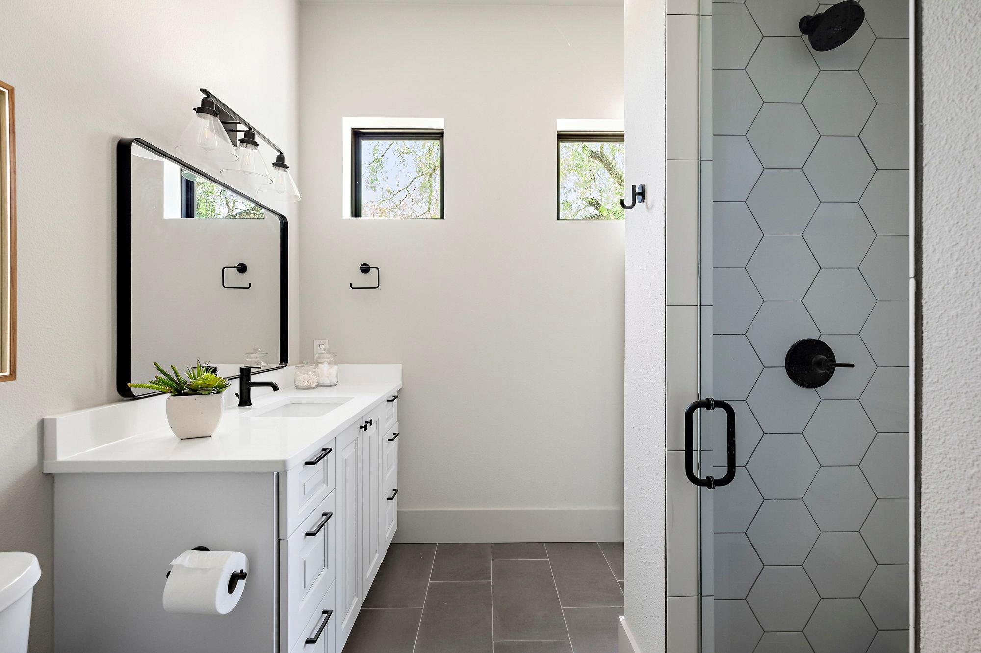 Image 26 of 40 For 811 Wade Rd 