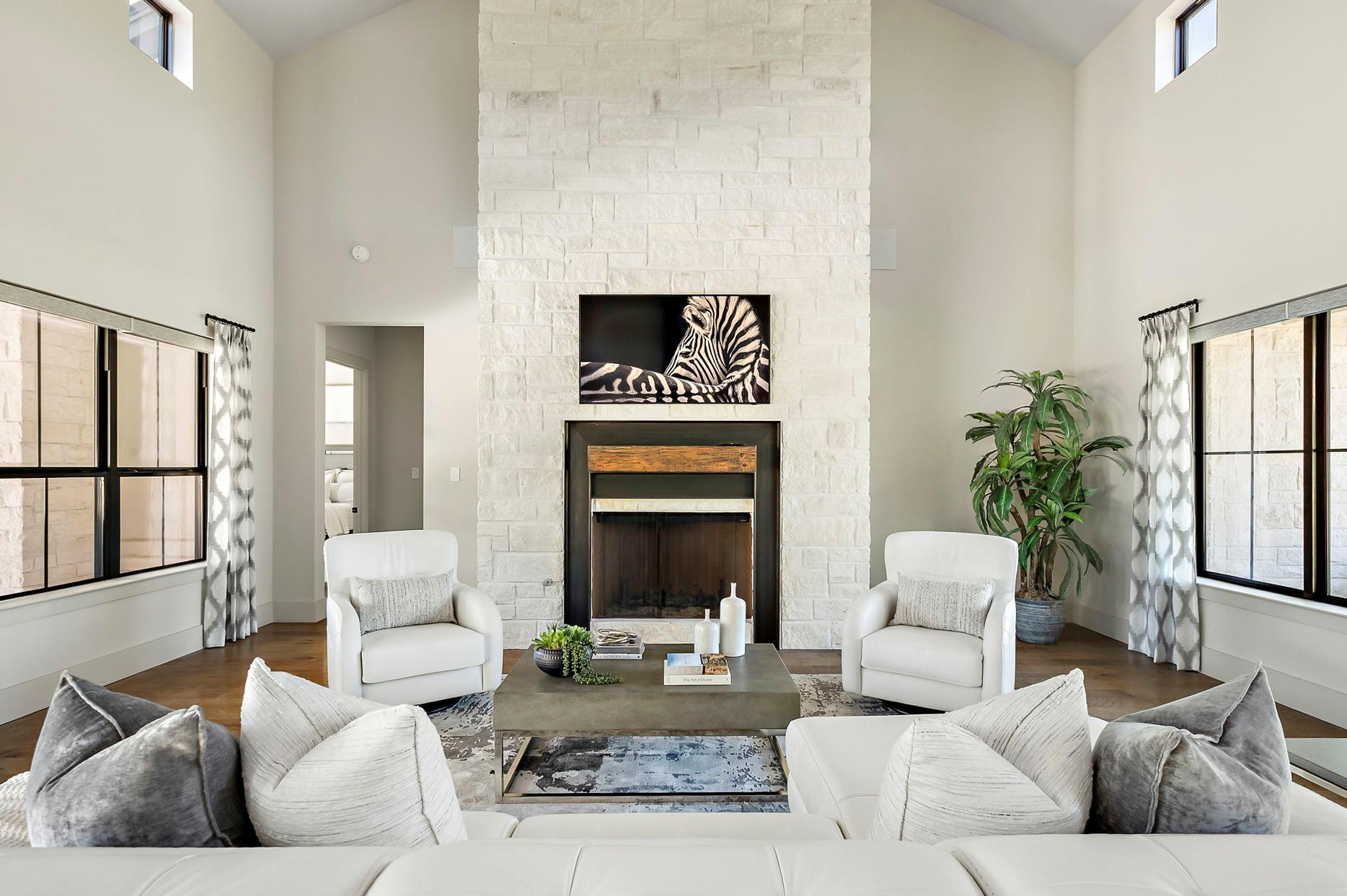 Image 4 of 40 For 811 Wade Rd 