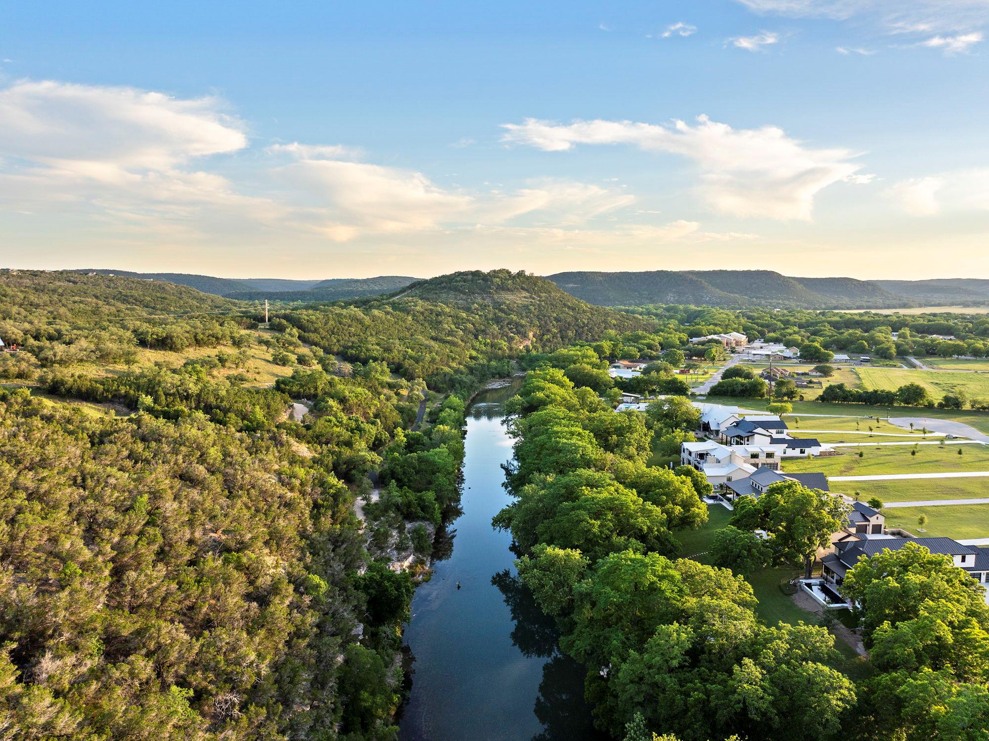 Image 40 of 40 For 811 Wade Rd 