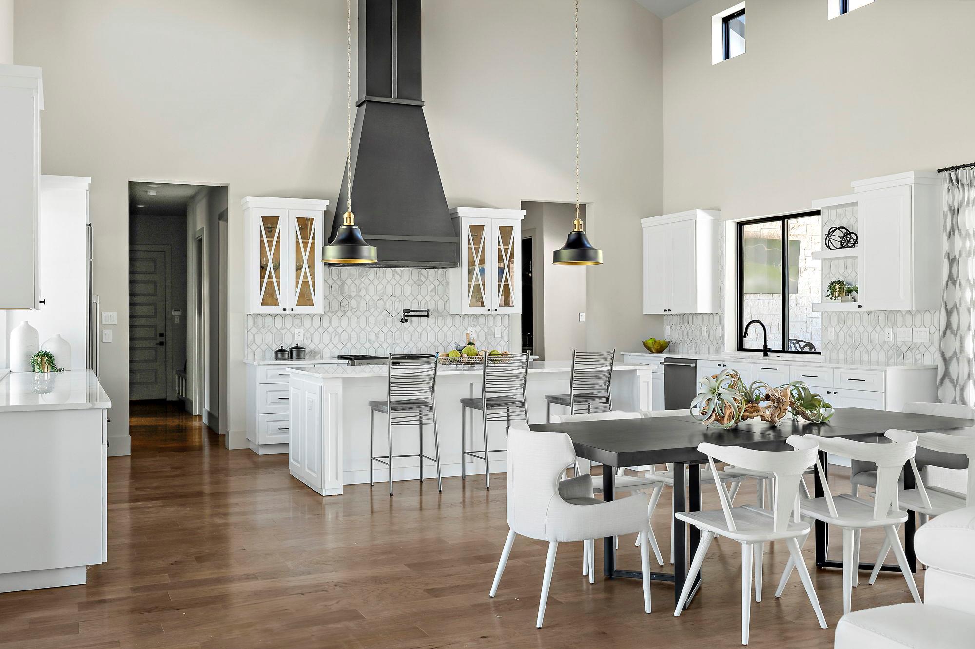 Image 6 of 40 For 811 Wade Rd 