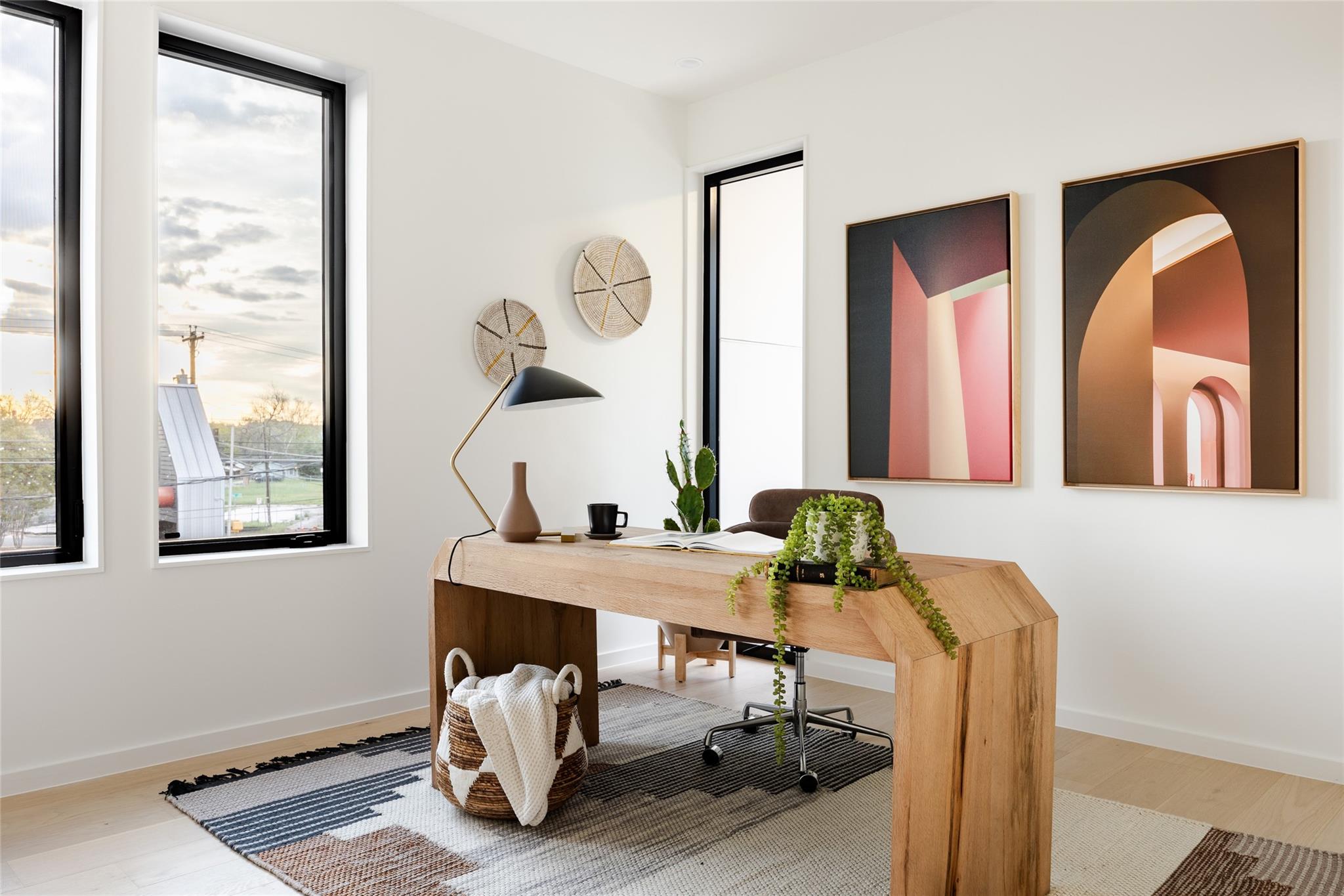 Image 34 of 39 For 2112 Lawnmont Ave