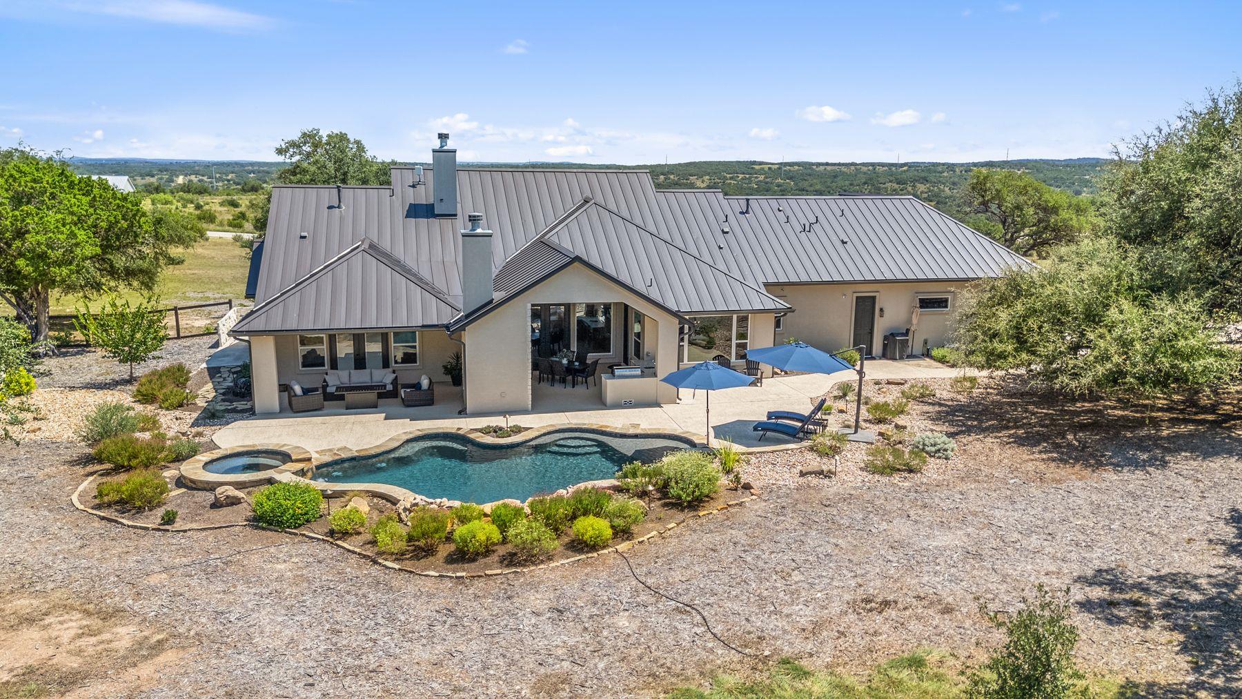 Image 3 of 40 For 291 Southwick Ranch Rd