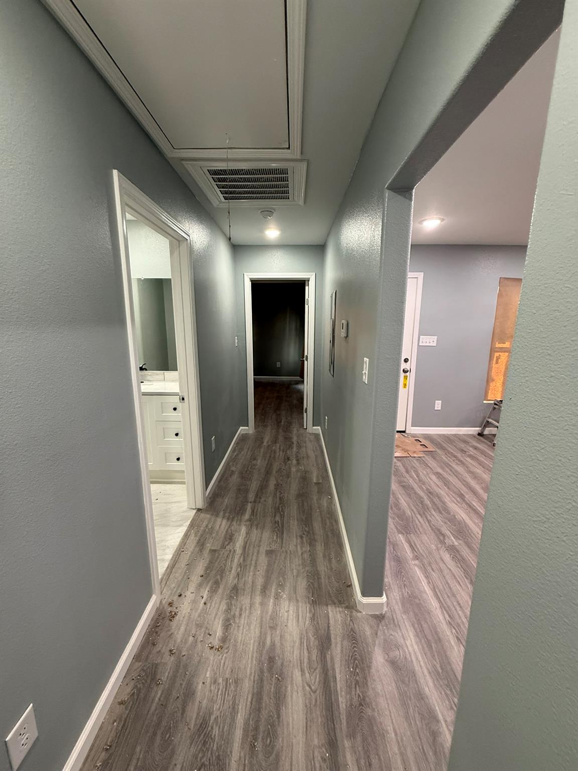 Image 19 of 36 For 1300 2nd St 