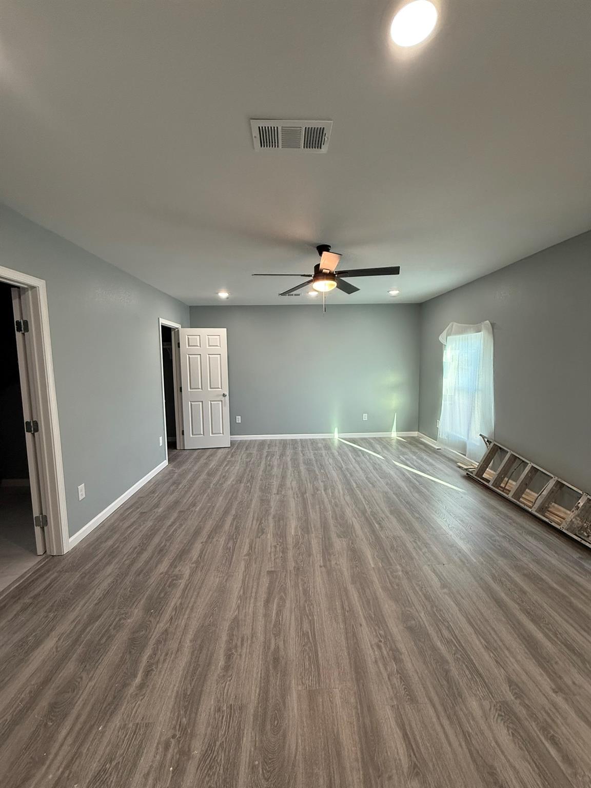 Image 25 of 36 For 1300 2nd St 