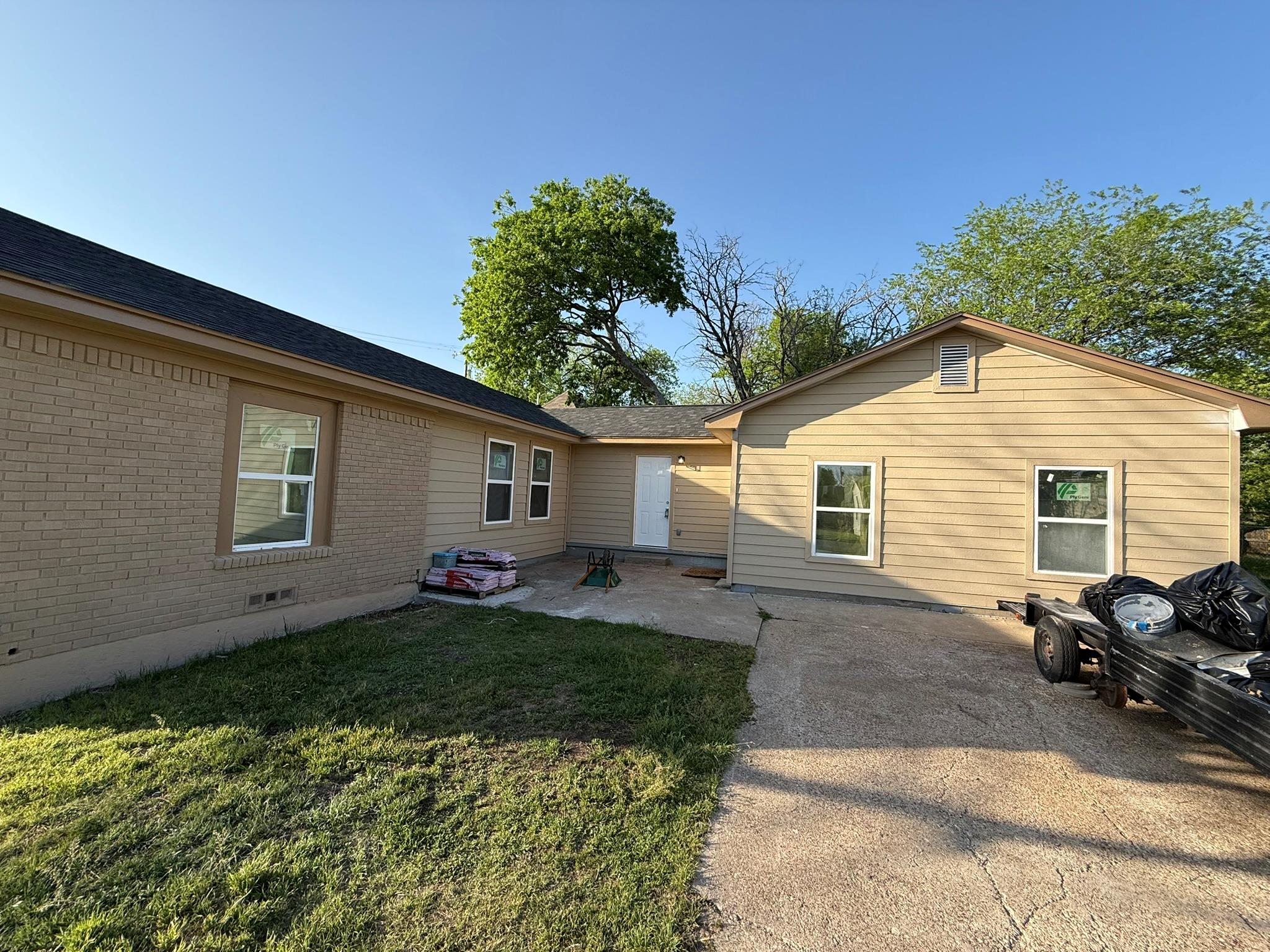 Image 5 of 36 For 1300 2nd St 