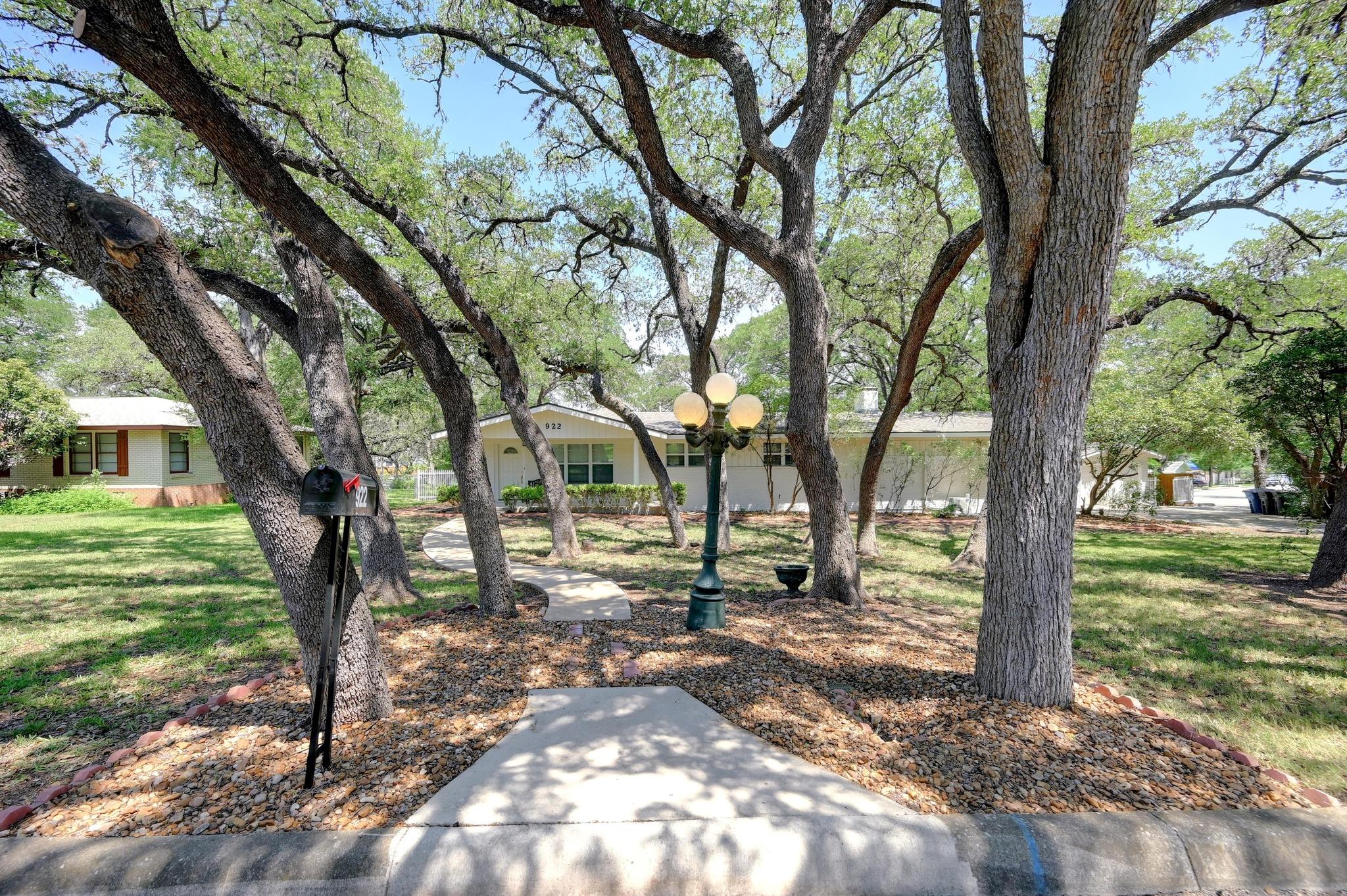 Details for 922 Oak Ln , New Braunfels, TX 78130