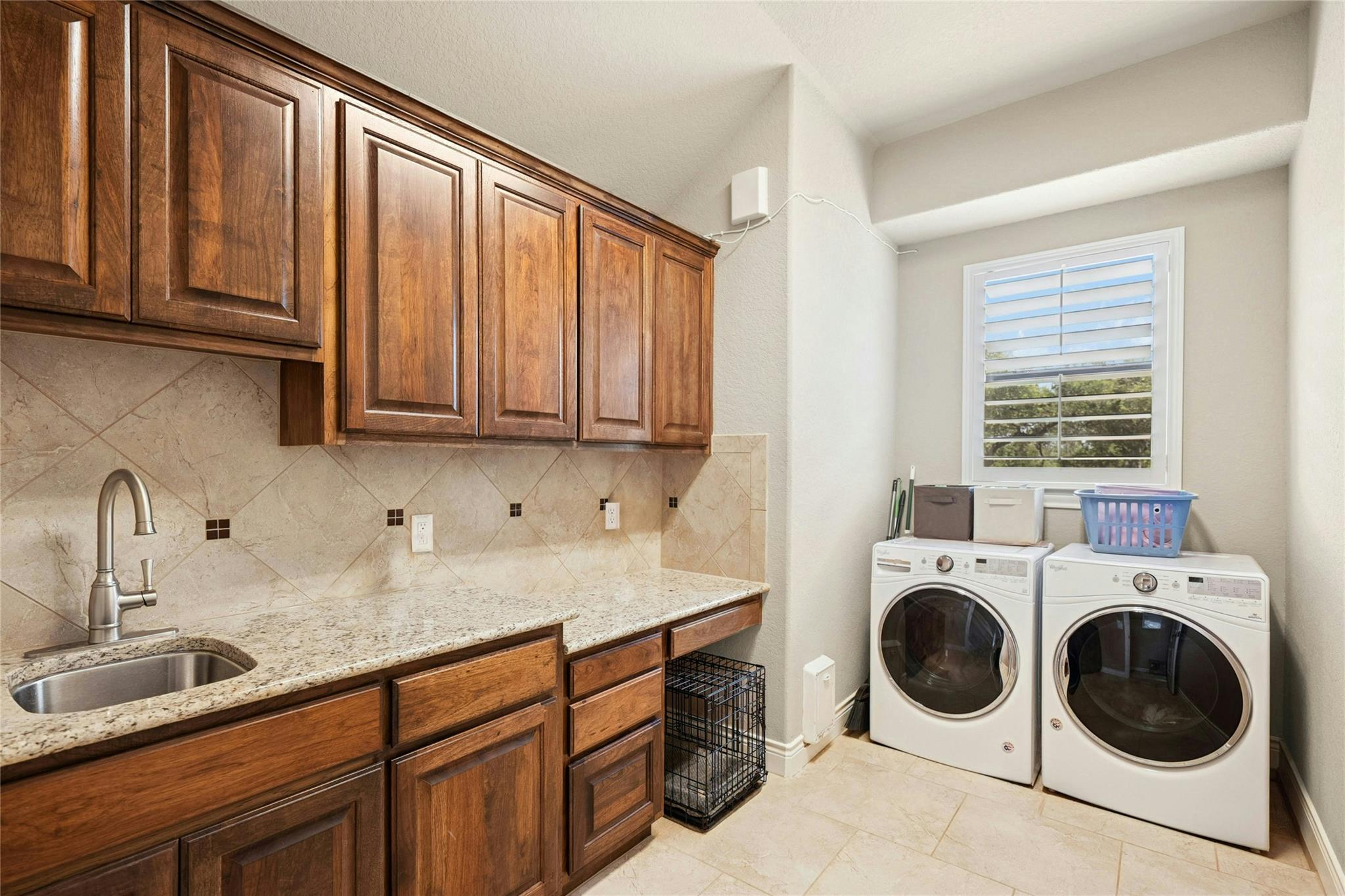Image 13 of 33 For 1073 Las Brisas Dr