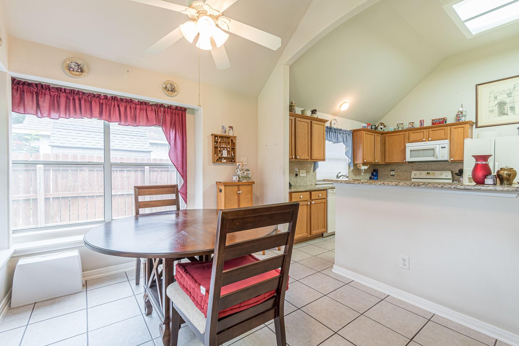 Image 19 of 40 For 518 Walnut Heights Blvd