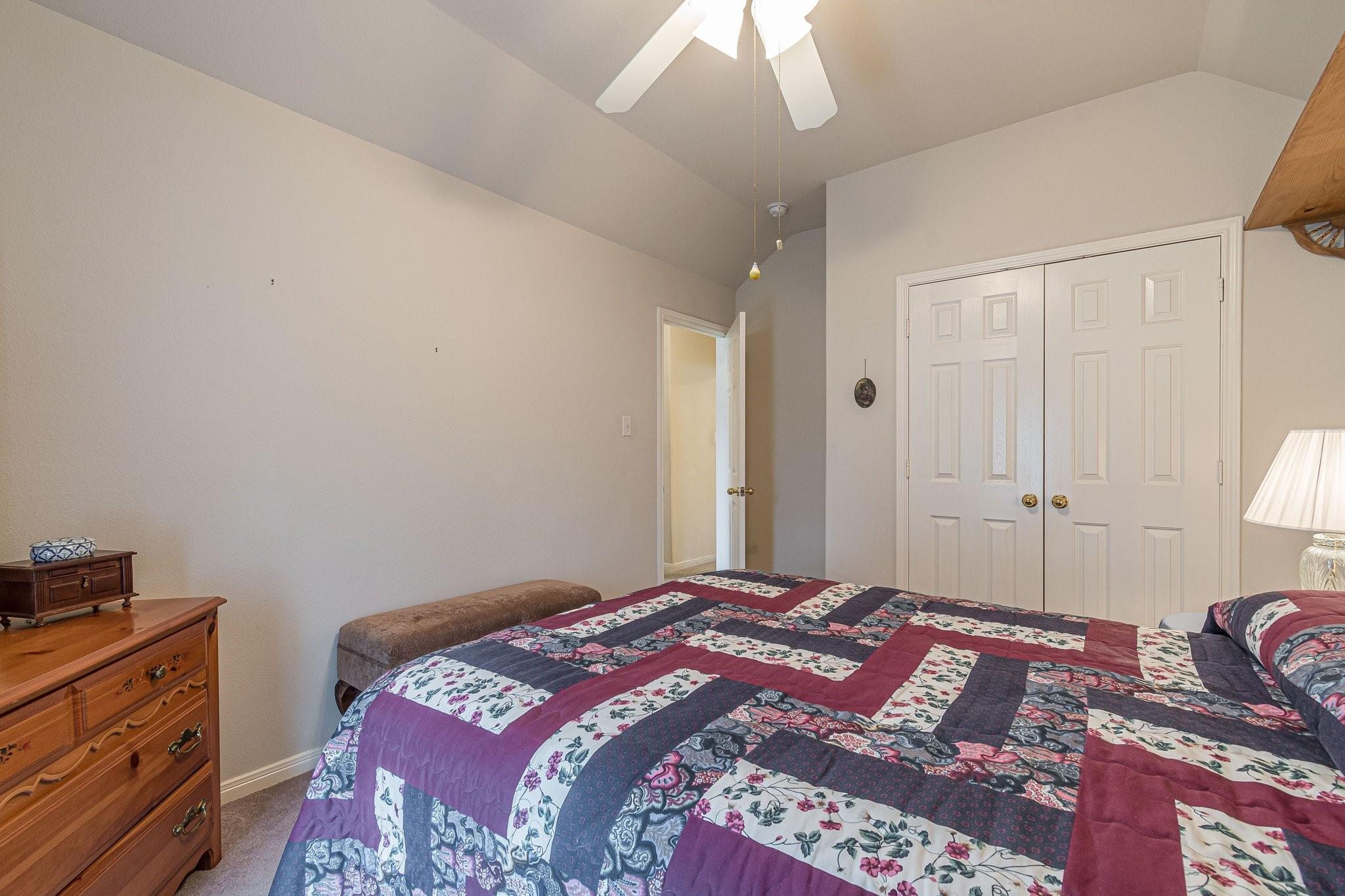 Image 22 of 40 For 518 Walnut Heights Blvd