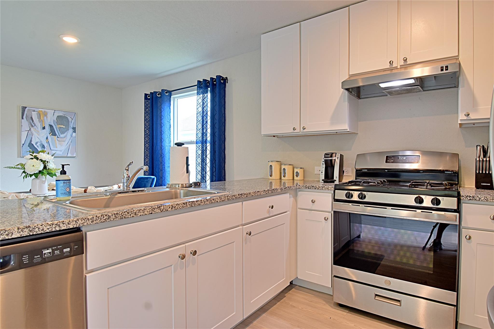 Image 10 of 34 For 3310 Carducci Dr