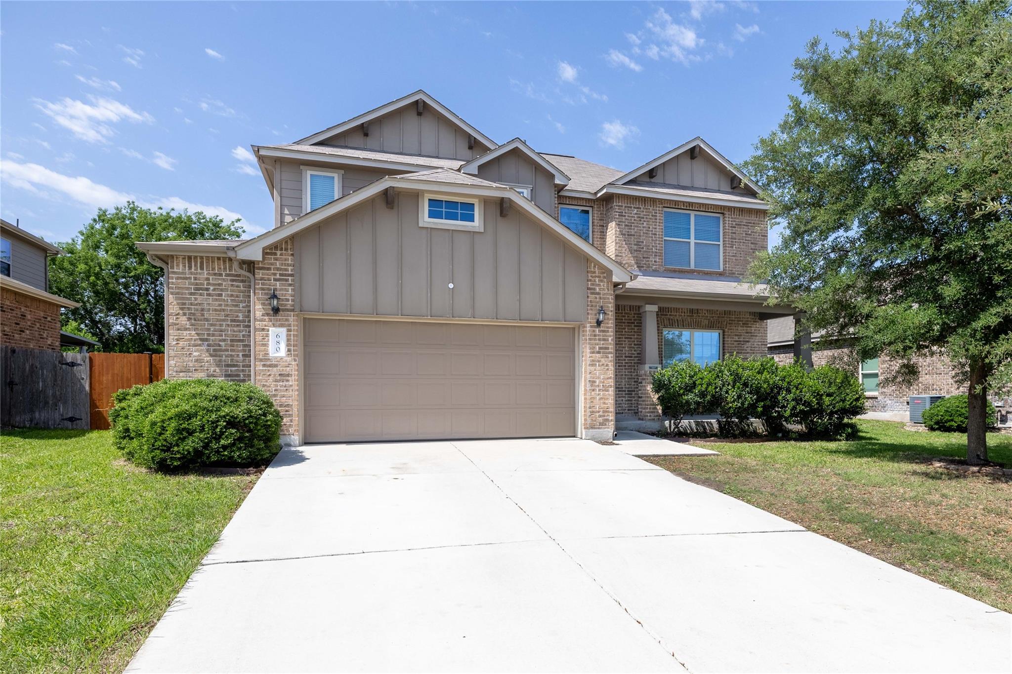 Details for 680 Peacock Ln, New Braunfels, TX 78130