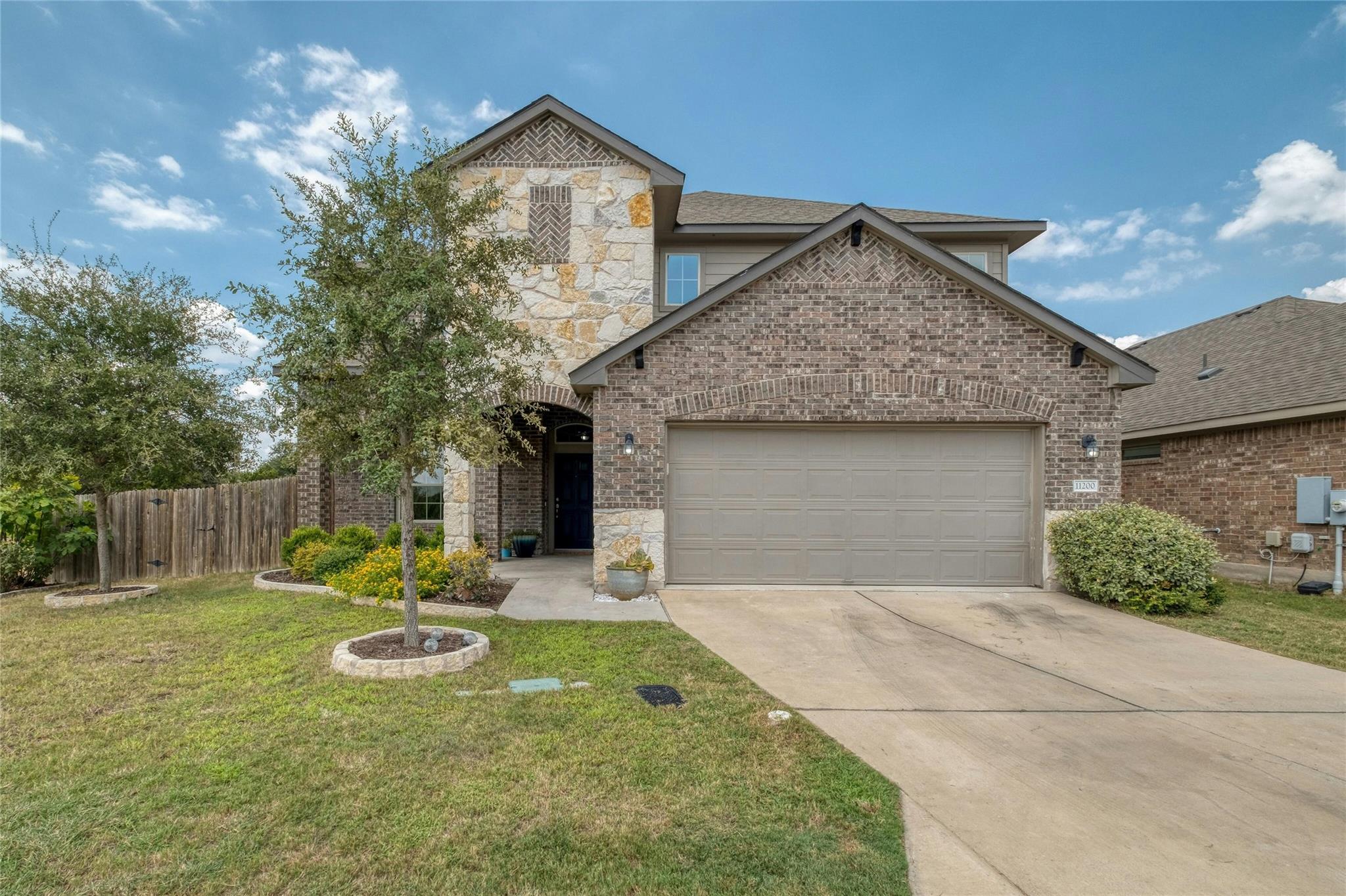 Details for 11200 Bruneau Trl, Austin, TX 78754